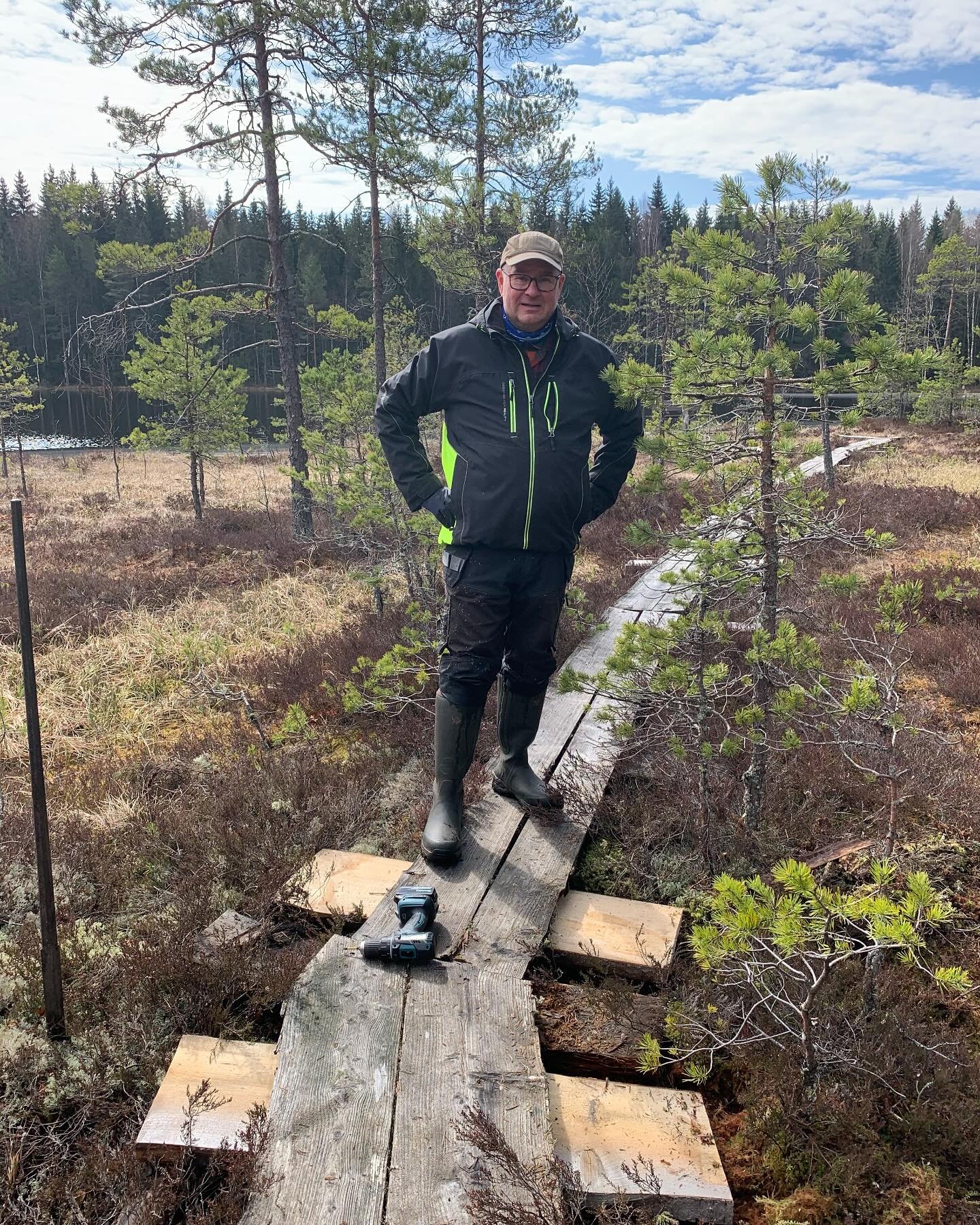 Pitkospuiden tarkastus ja huolto ennen seuraavaa hyvinvointip&auml;iv&auml;ryhm&auml;&auml;.

#kokousporvoo
#el&auml;myksellinenkokous
#kokousluonnossa
#kokousp&auml;iv&auml;
#kickoff
#suunnittelup&auml;iv&auml;
#meetingvenue
#visitporvoo