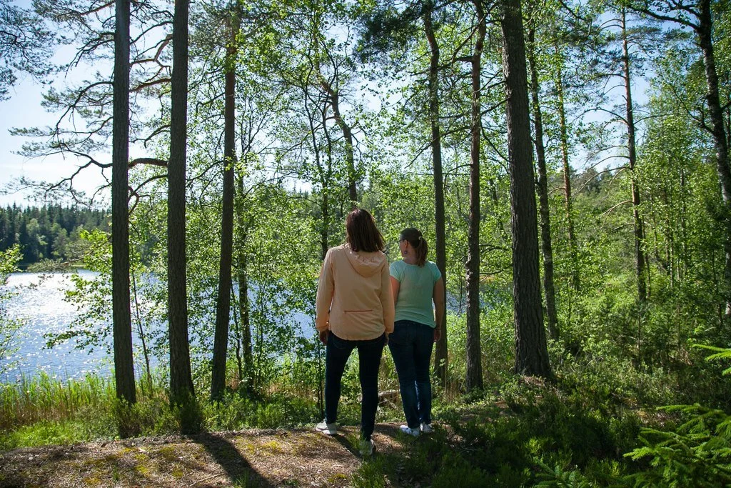 R&aring;mossan tila on yksityisen mets&auml;n ymp&auml;r&ouml;im&auml; kokouspaikka, joka tarjoaa upeat puitteet onnistuneisiin kokouksiin. Takaamme aina t&auml;ydellisen mahdollisuuden keskitty&auml; olennaiseen &ndash; oli kyseess&auml; sitten stra