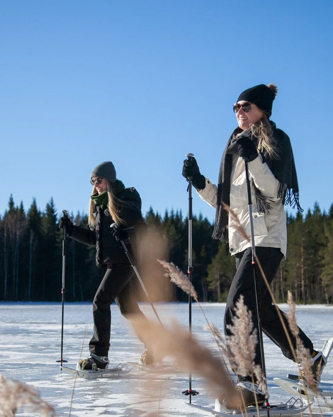 R&aring;mossa on loistopaikka lumikenk&auml;ilyyn! Miten olisi retki talviseen luontoon jo ennen kokousta, omassa R&aring;mossan mets&auml;ss&auml; ja j&auml;rven &auml;&auml;rell&auml;? Rakentavat ajatukset l&auml;htev&auml;t siit&auml; liikkeelle. 