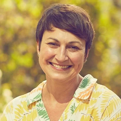 AmandaScaranoCarter_2019Headshot.jpg