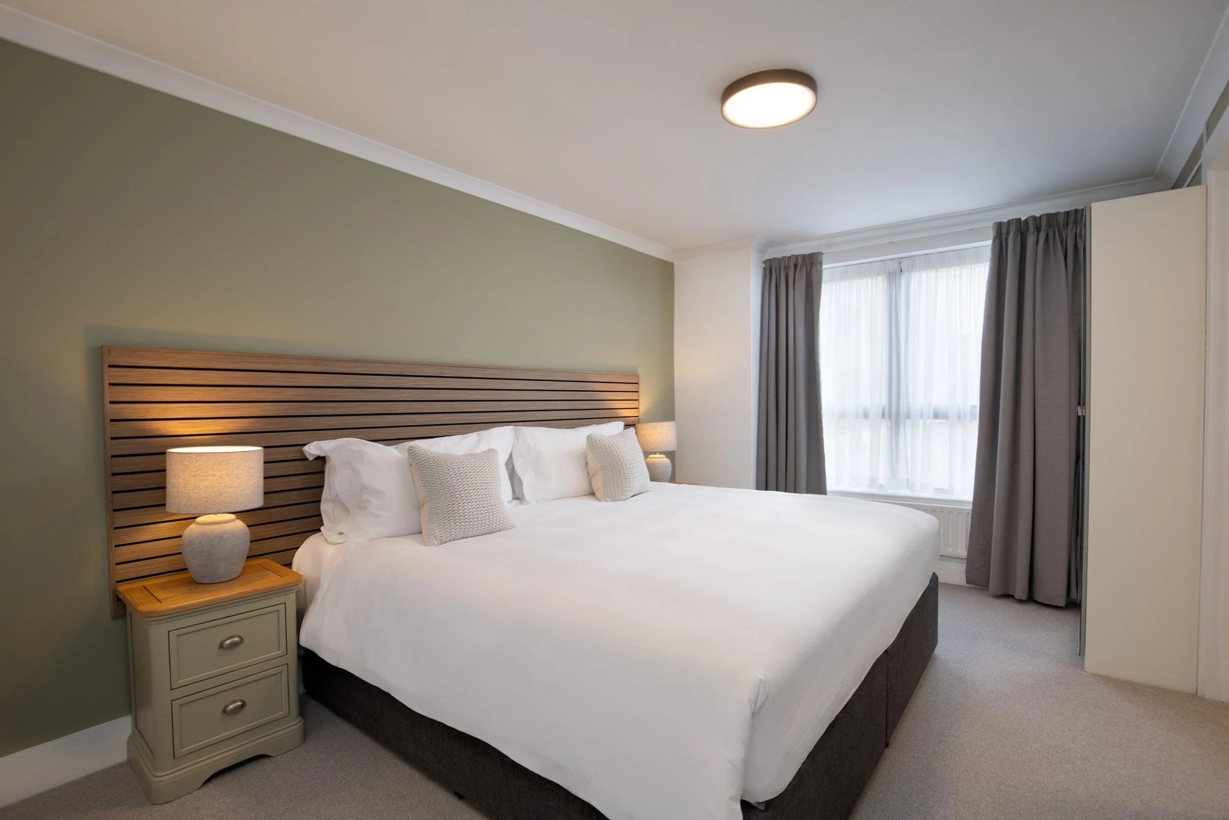 22 - Master Bedroom 2 .jpg