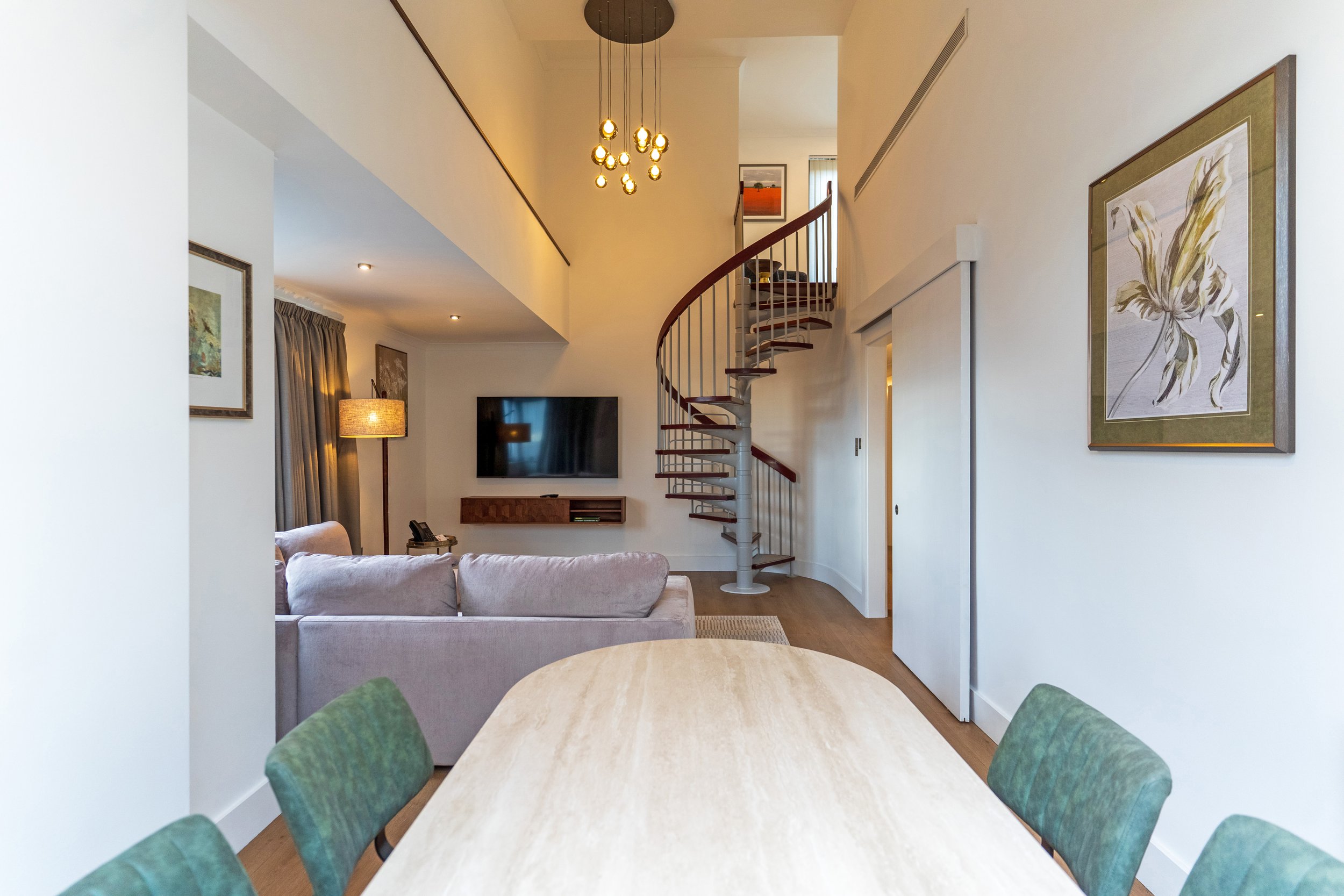 MZ2 - Dining & Lounge.jpg