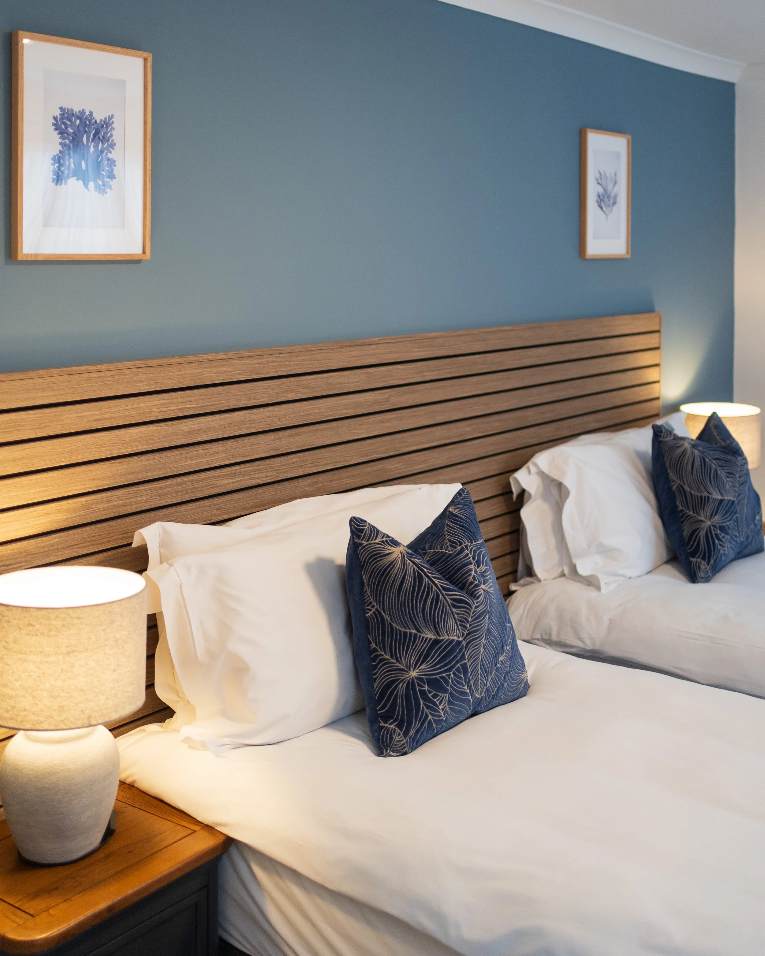 MZ2 - Twin - Bedside Lamp.jpg