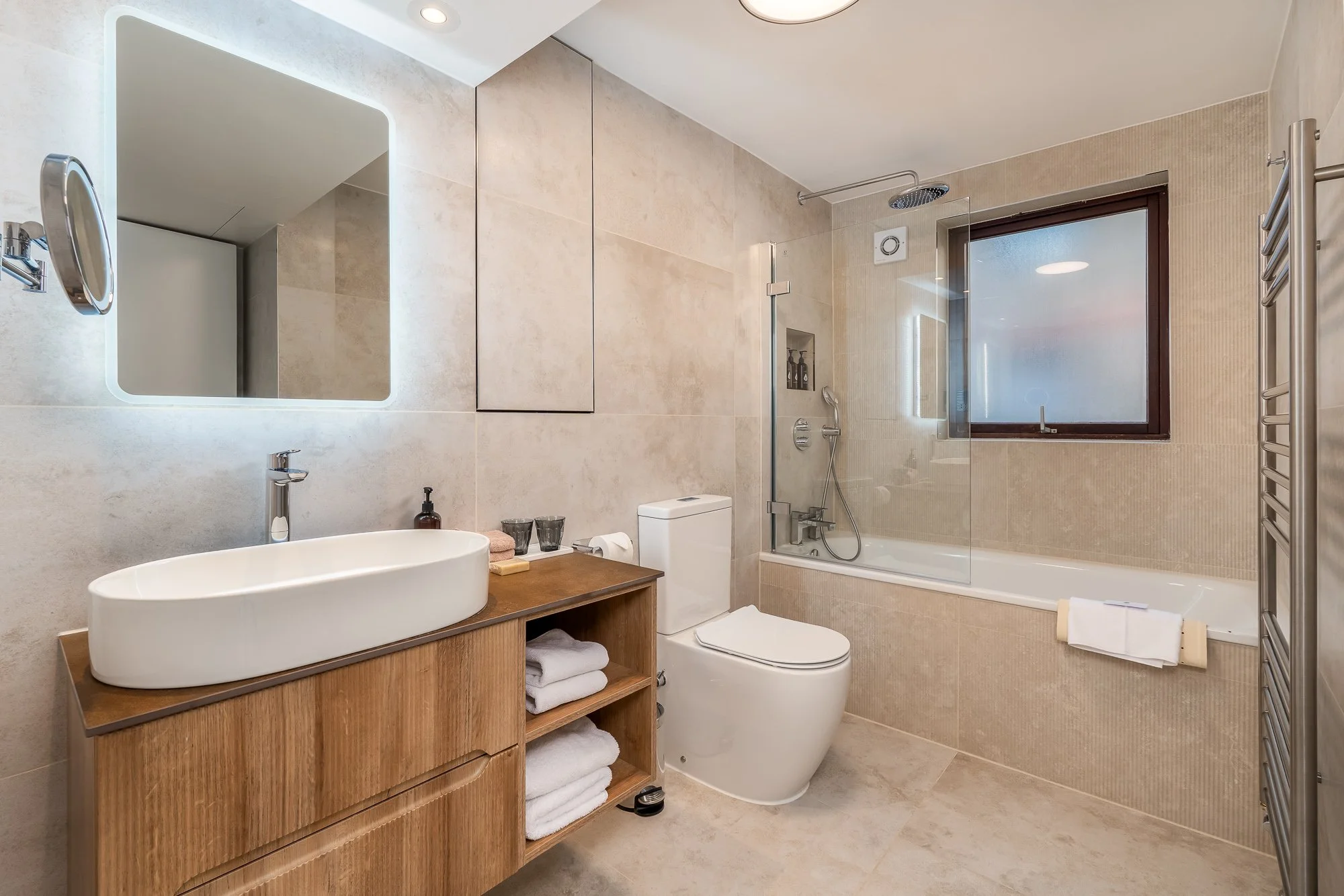 MZ2 - Master Bathroom.jpg