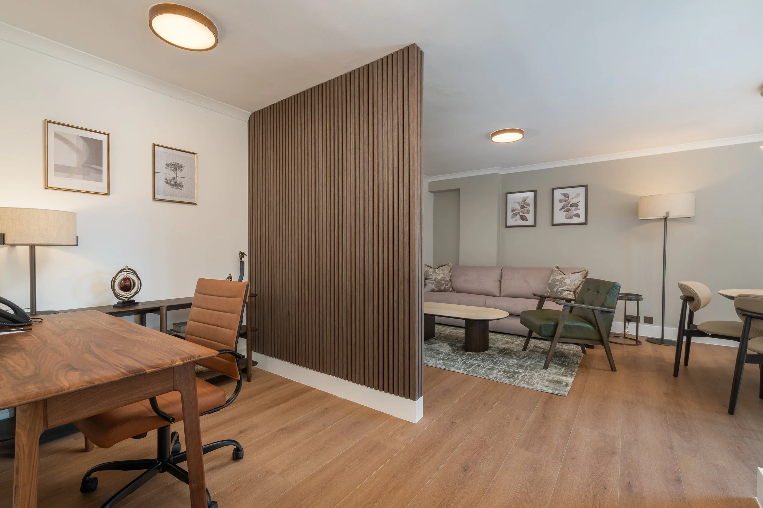 DLX2E - Desk & Lounge.jpg