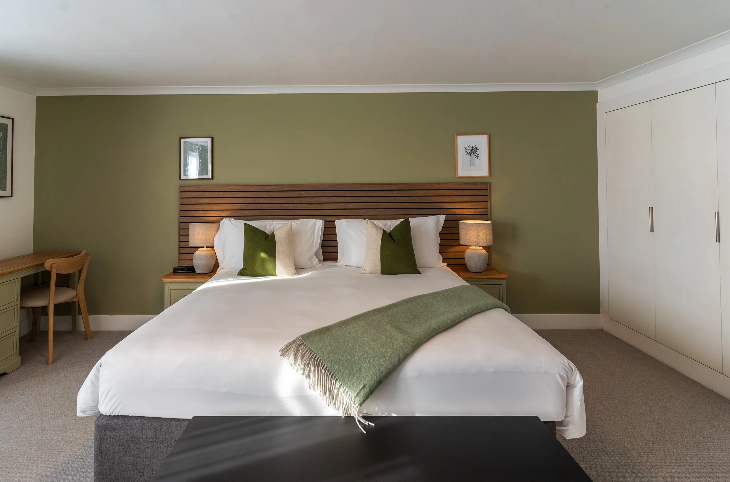 DLX3 - Master Bed.jpg