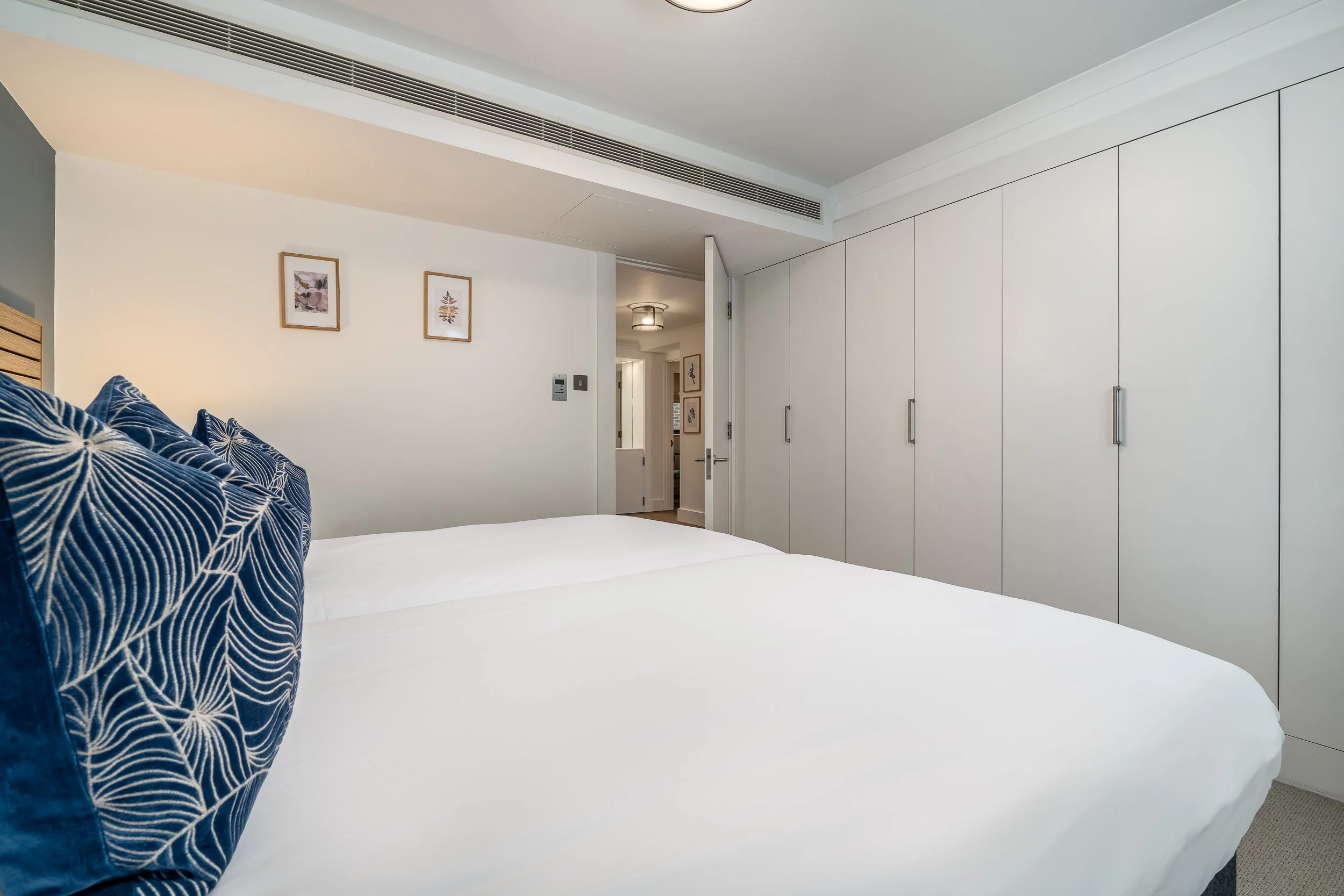 41 - Twin Bedroom with Wardrobe.jpg