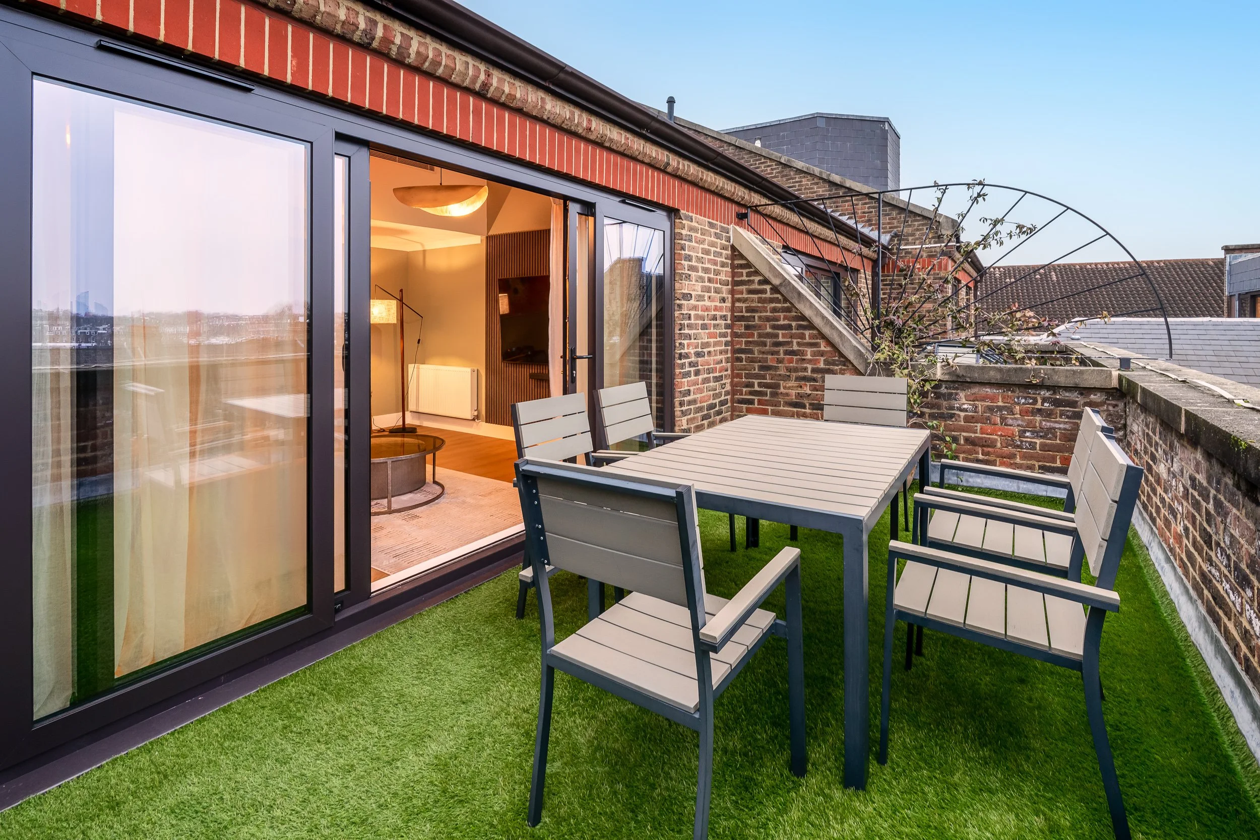 40 - Terrace Area.jpg