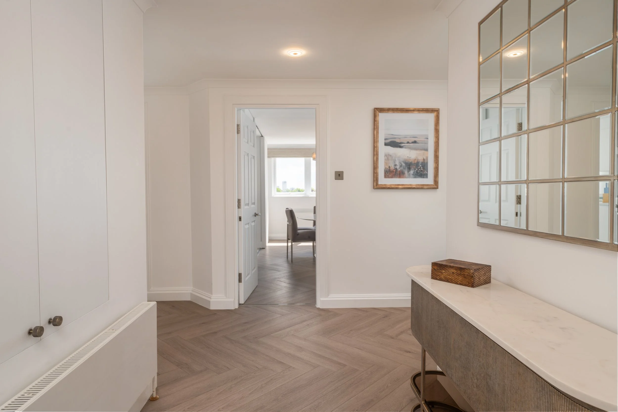 39 - Hallway.jpg