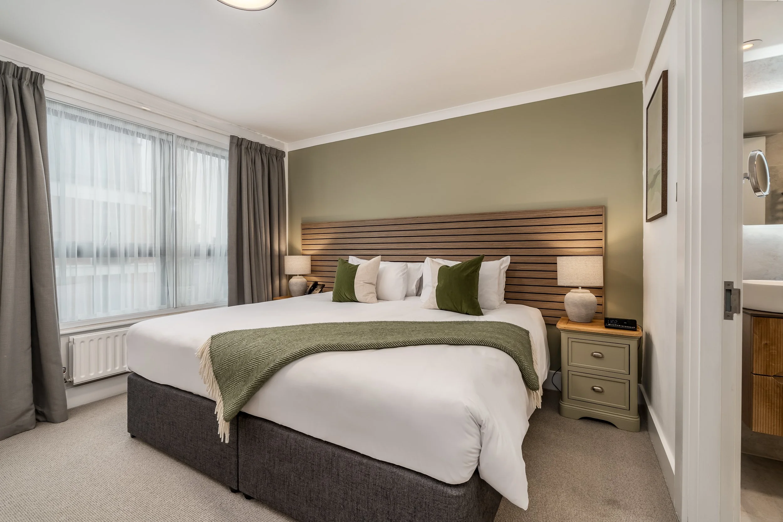 41 - Master Bedroom 1 - Ensuite.jpg