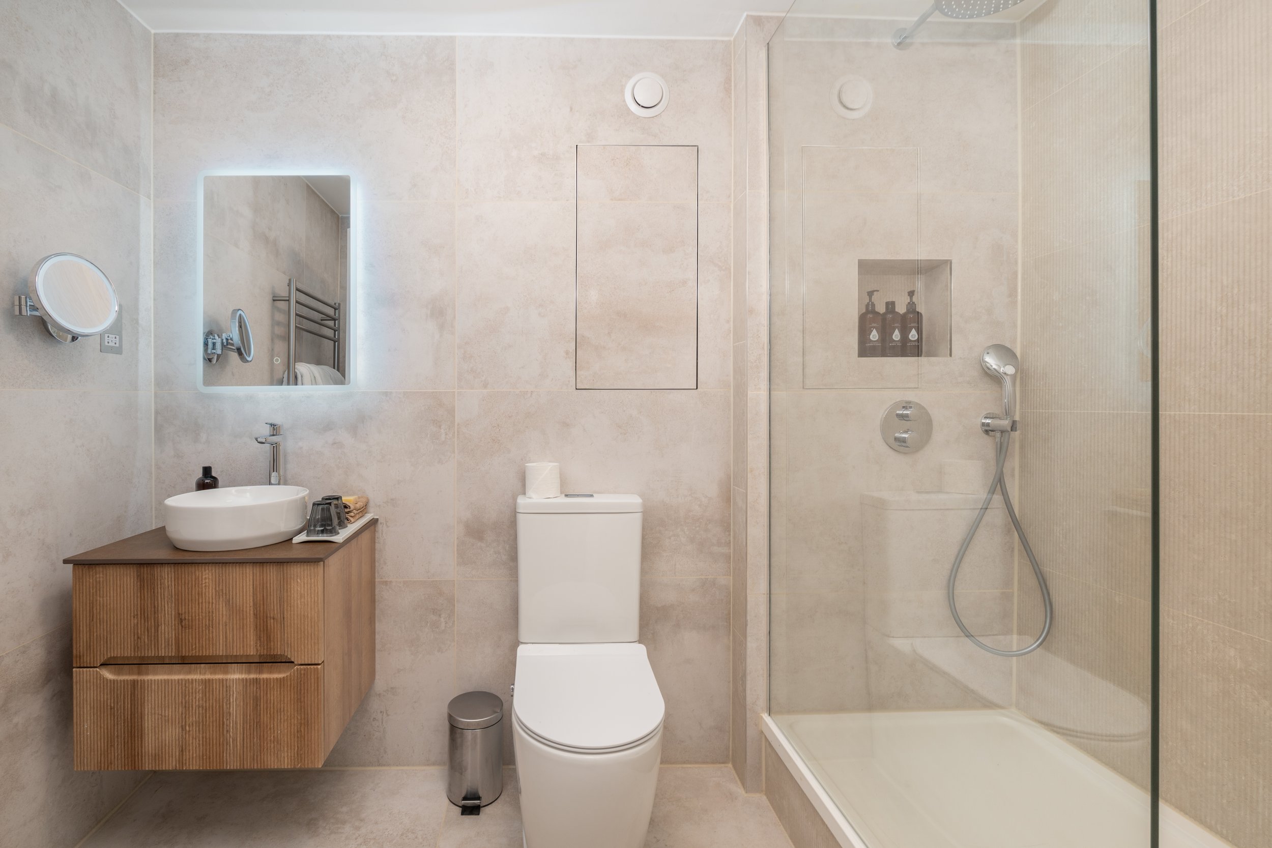 DLX2E - Bathroom Side.jpg