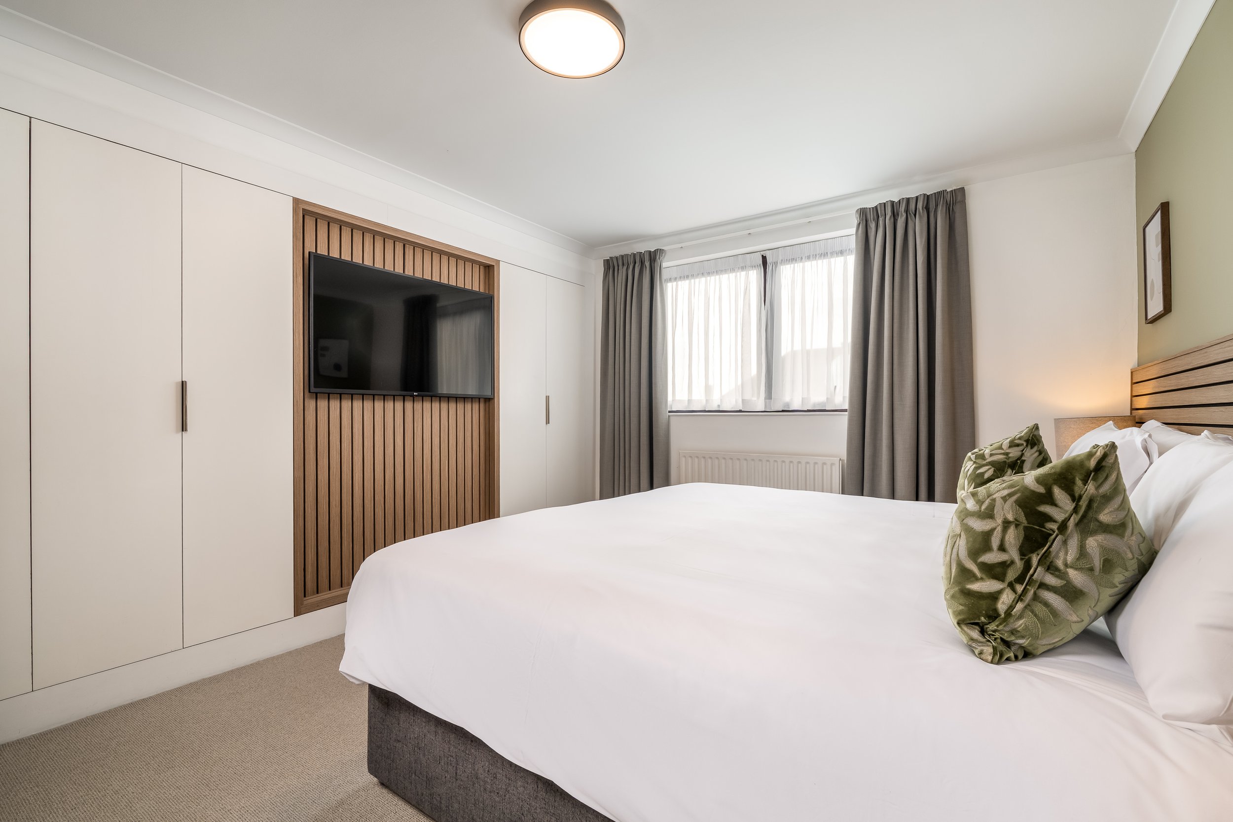 MZ2 - Master Bedroom - TV.jpg