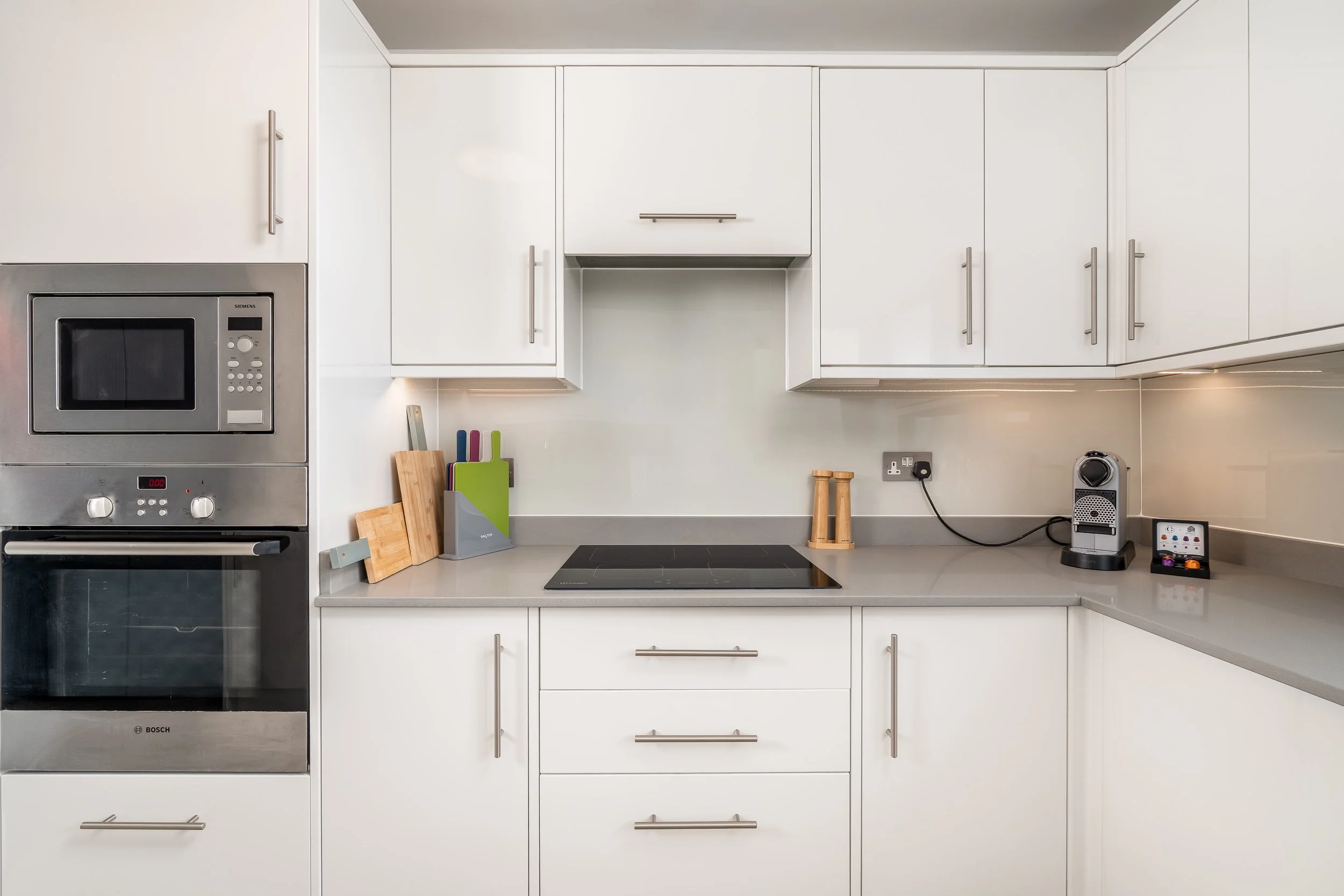 41 - Kitchen - Side.jpg