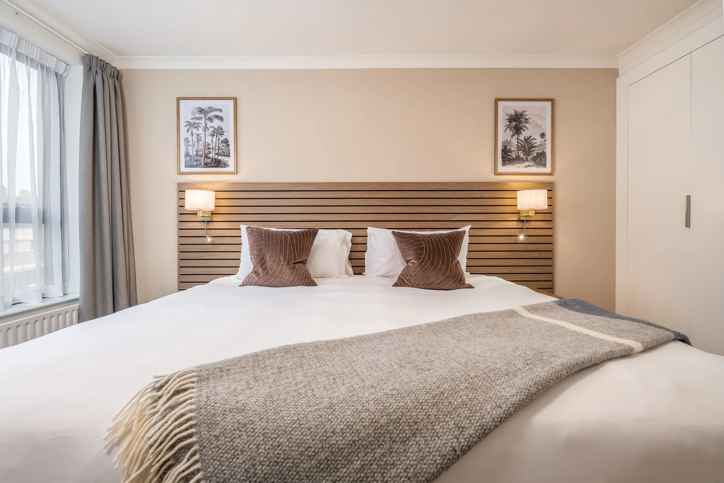 Premium 1 Bed - Bed - Closeup.jpg