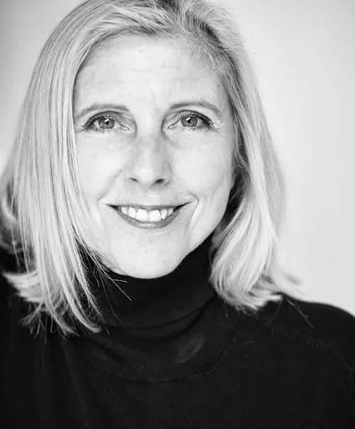 Susan-Dunstall-profile-pic-cutdown.jpg