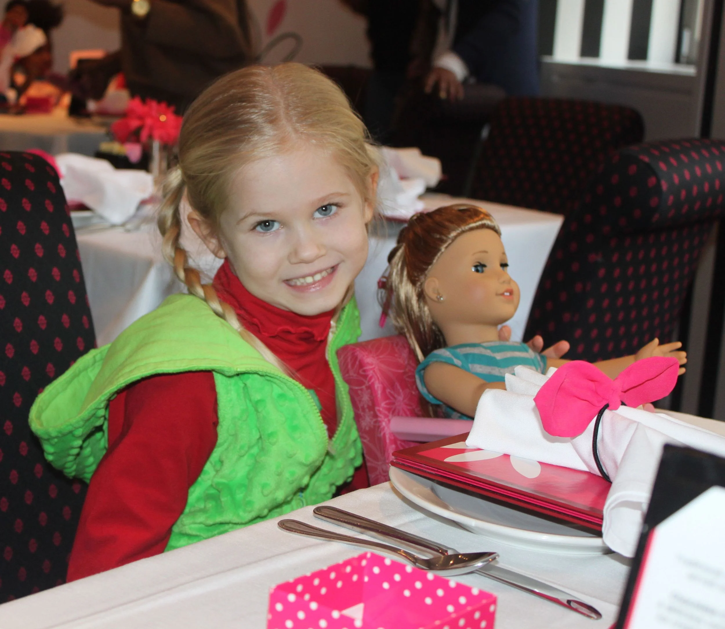 Ava and McKenna having lunch at American Girl Cafe.jpg