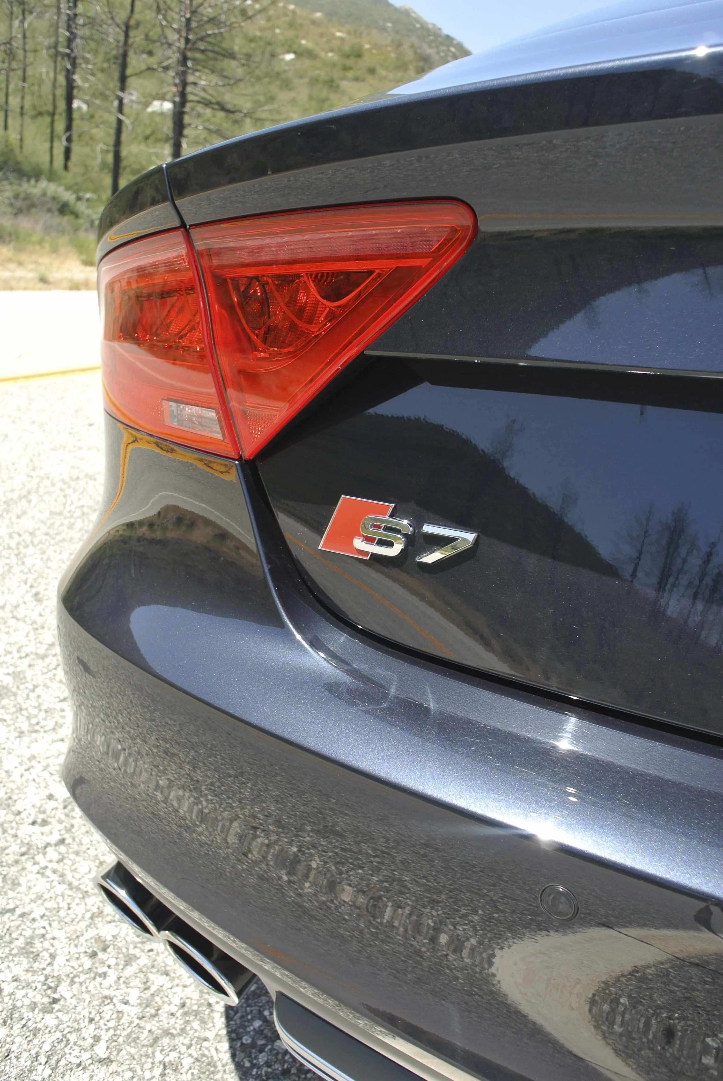 REDdecklid.jpg