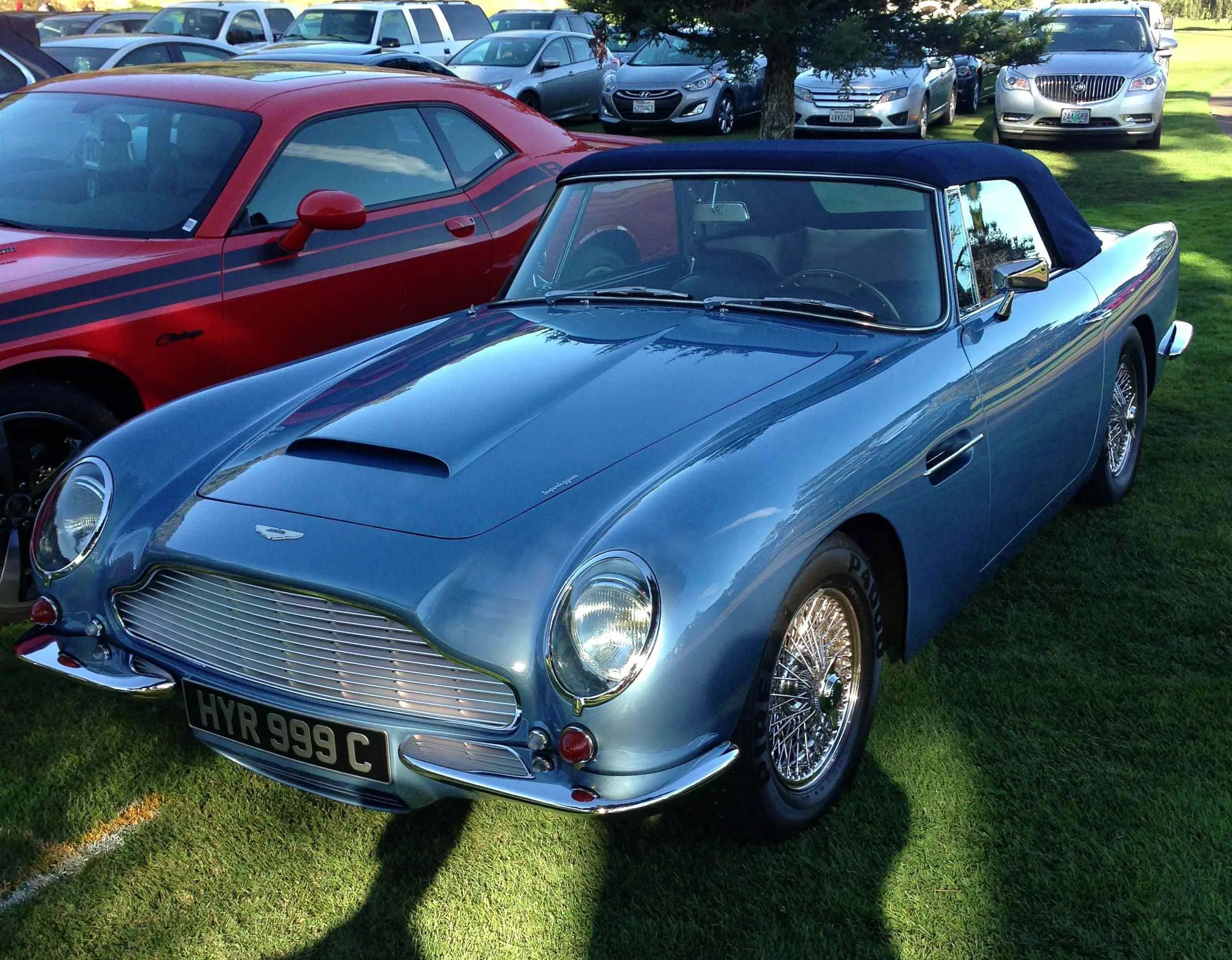 Aston Martin DB5 Volante