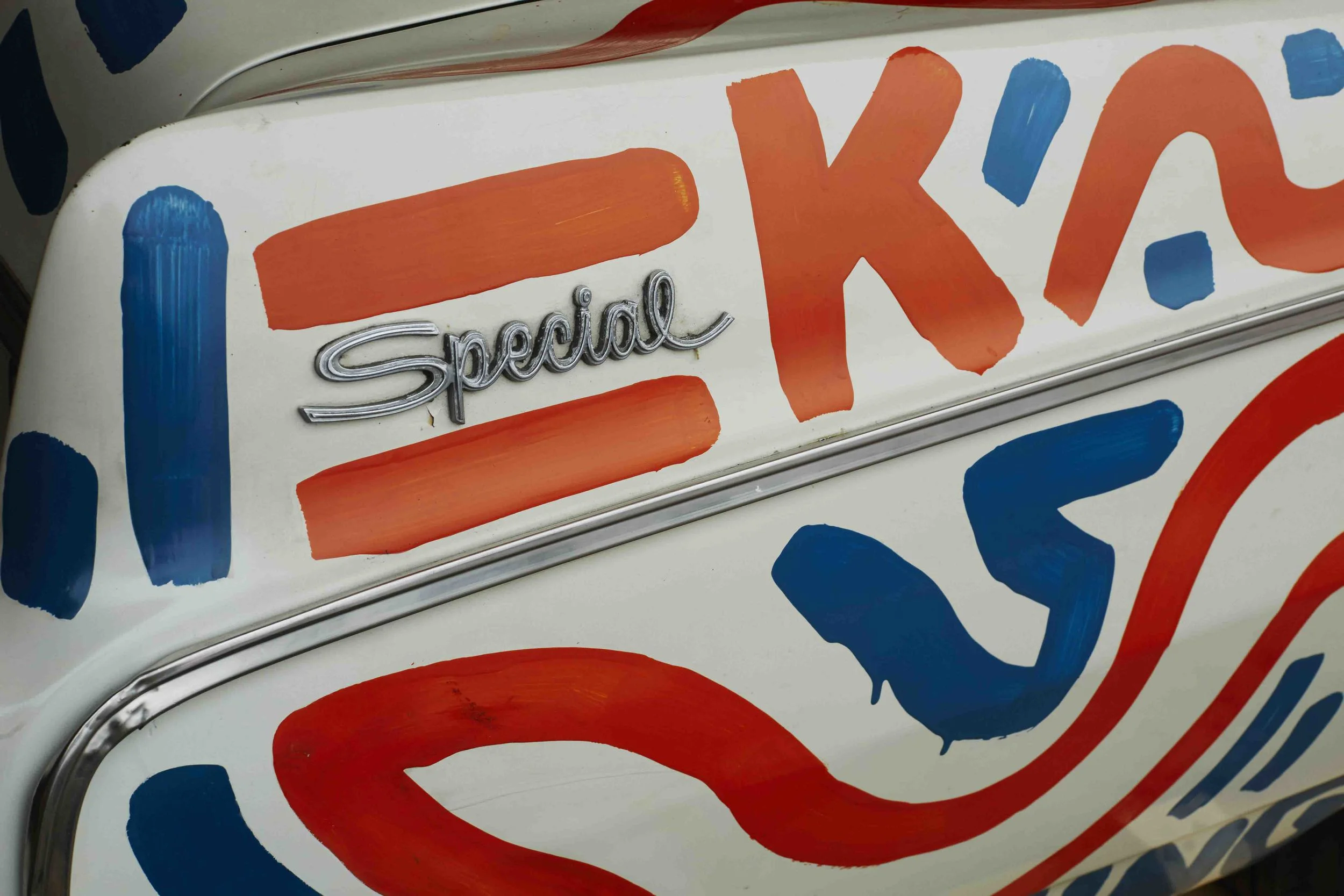 HaringSpecial img alt="keith haring buick special piston head".jpg