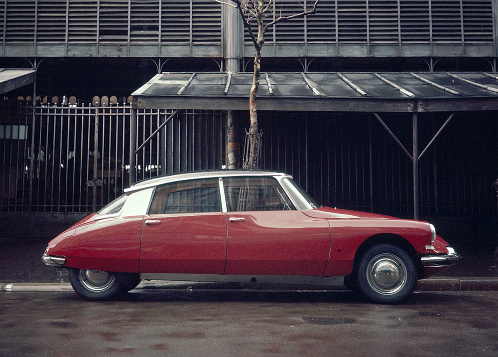 55citroen_ds19_02.jpg