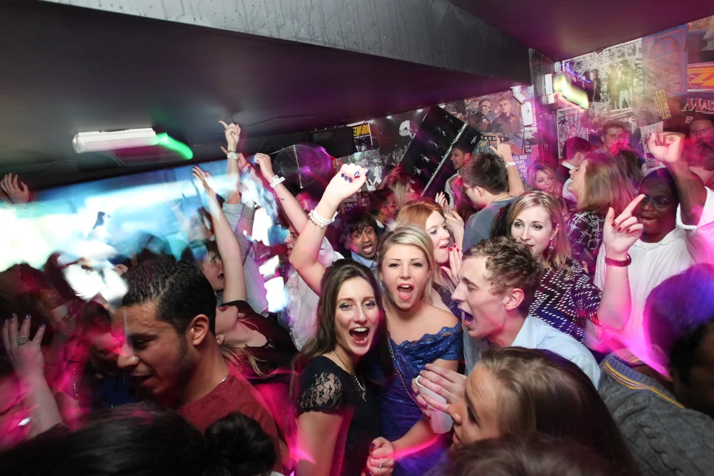 EVENTS CLUB 38.jpg