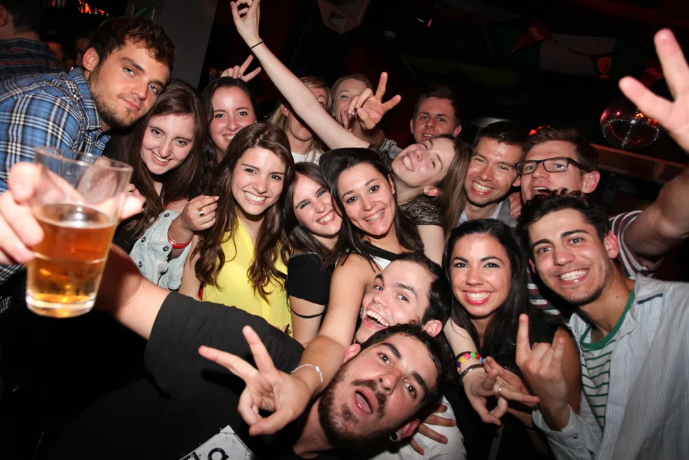 EVENTS CLUB 52.jpg