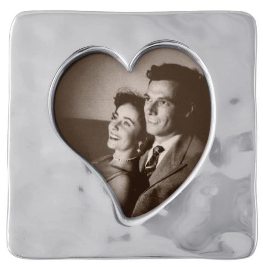 wedding-engagement-sm-open-heart-frame