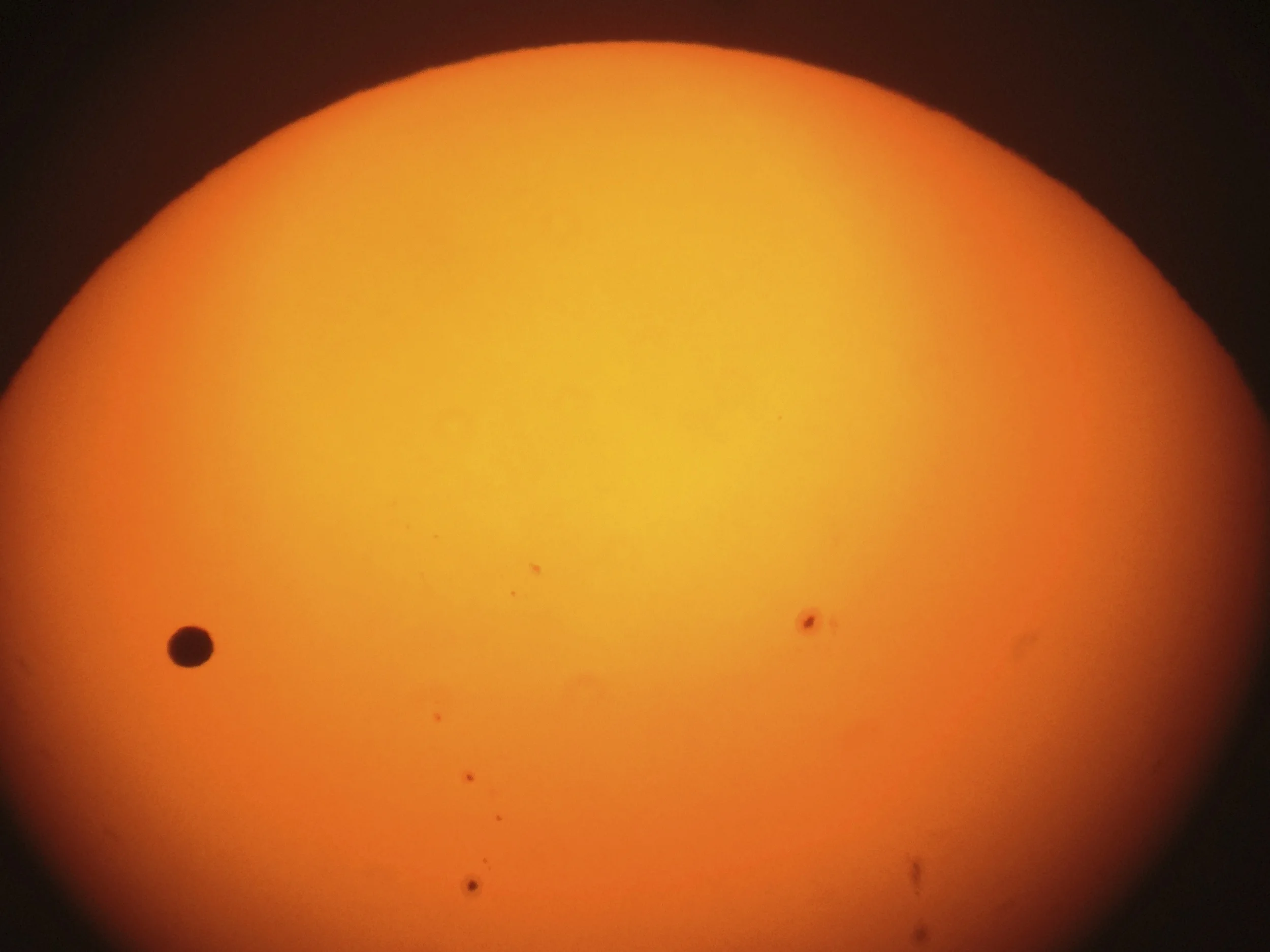 Venus Transit Snapzoomed.jpg