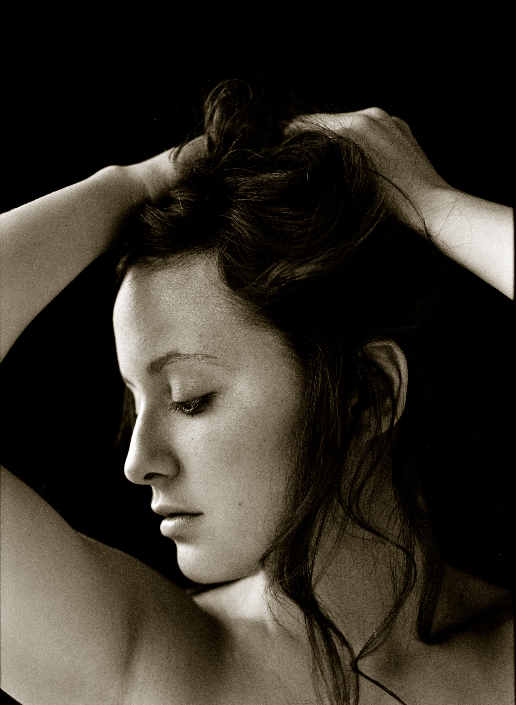 tanya b&w 3.jpg