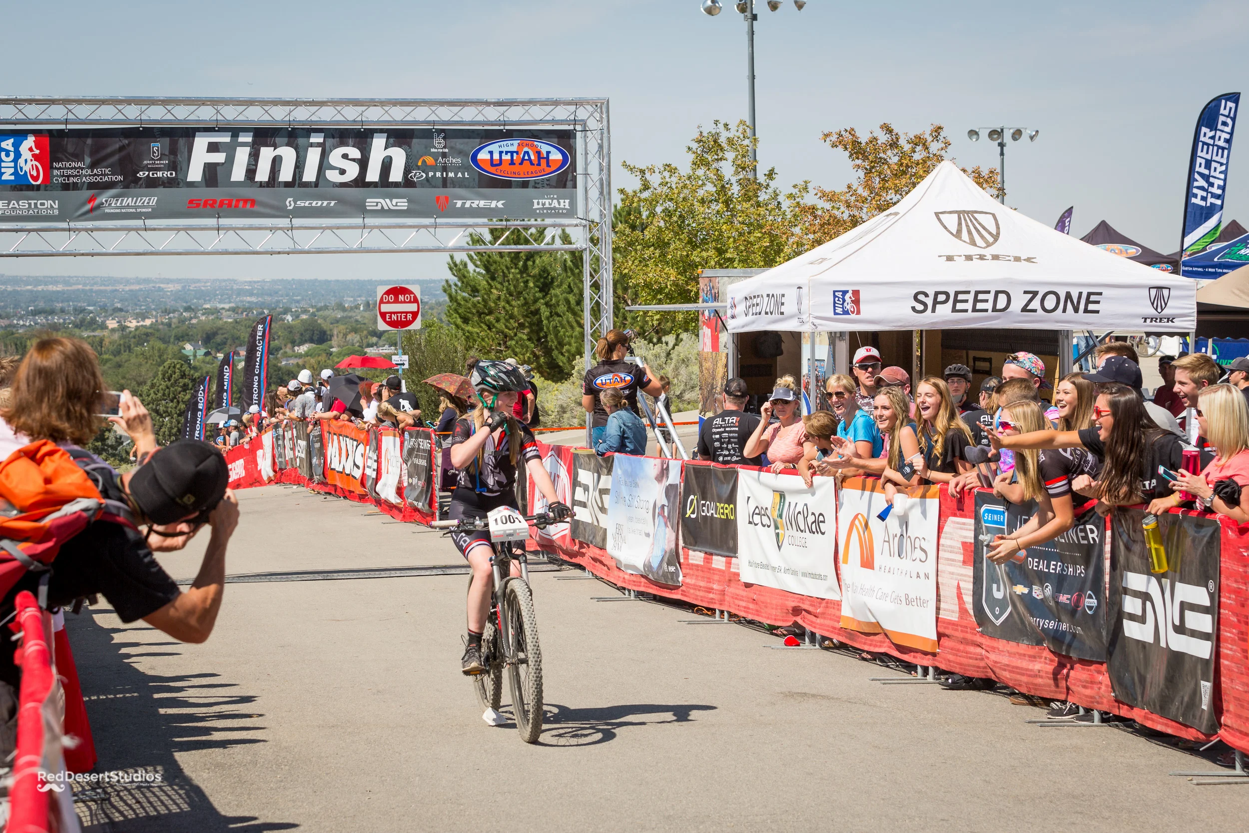 1001 Web (1 of 3).JPG