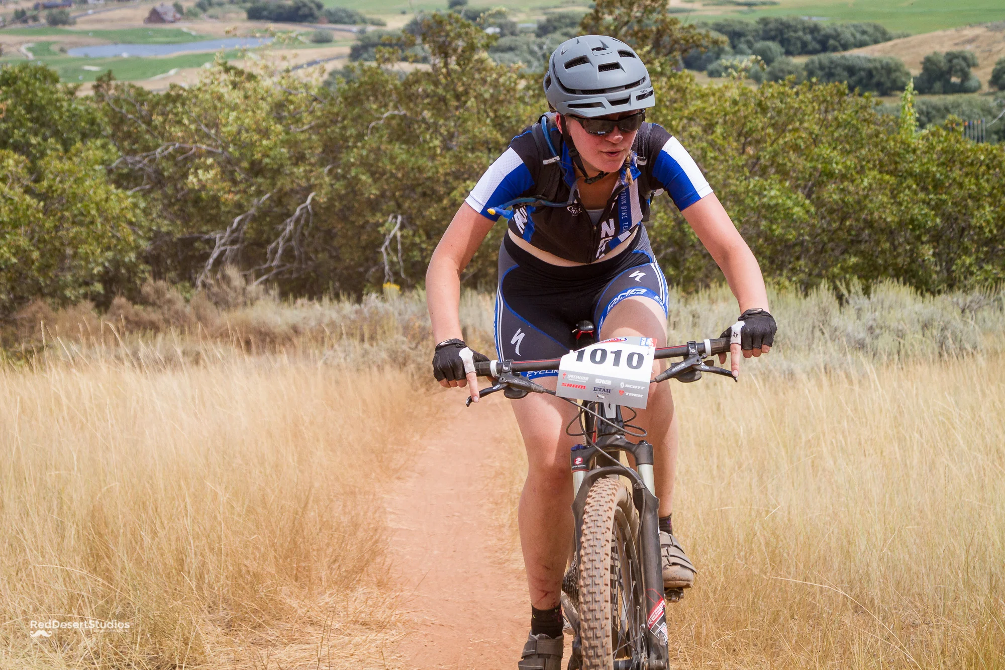 1010 Web (2 of 9).JPG