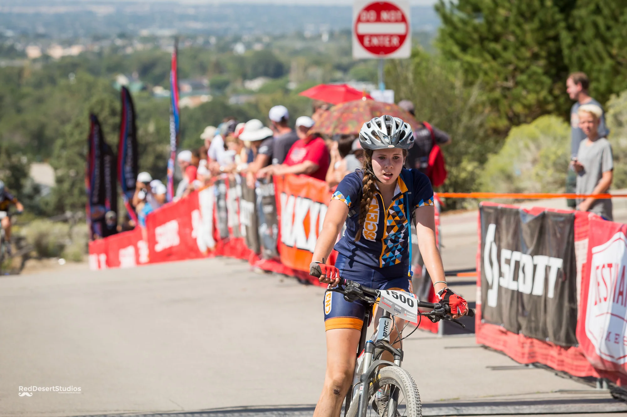 1500 Web (3 of 5).JPG