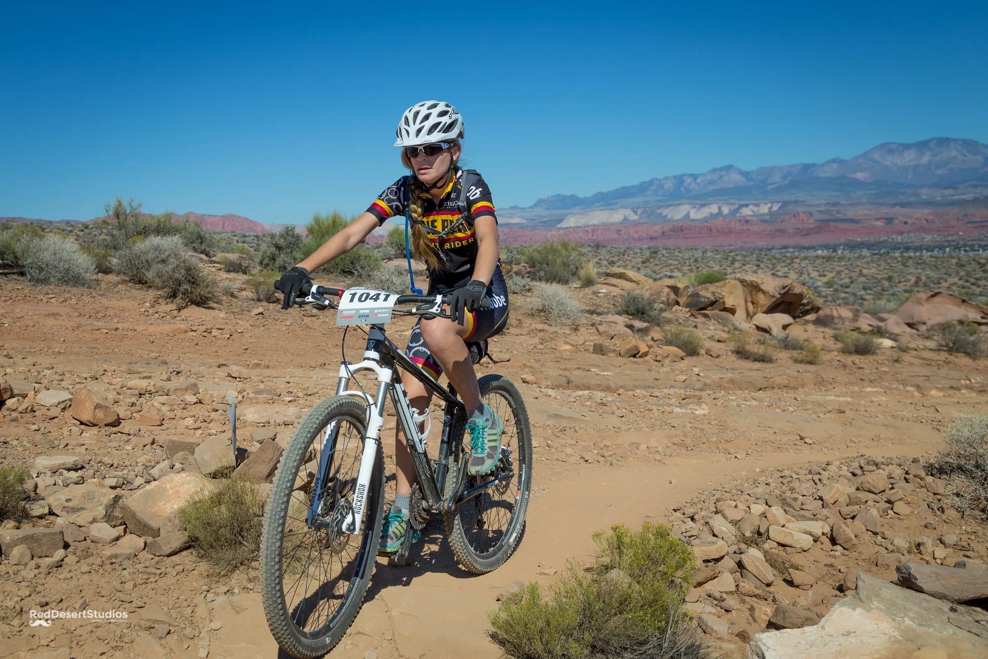 1041 Web (5 of 6).JPG