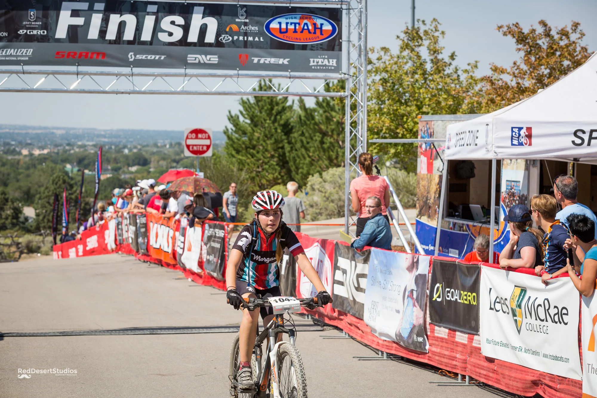 1044 Web (4 of 9).JPG