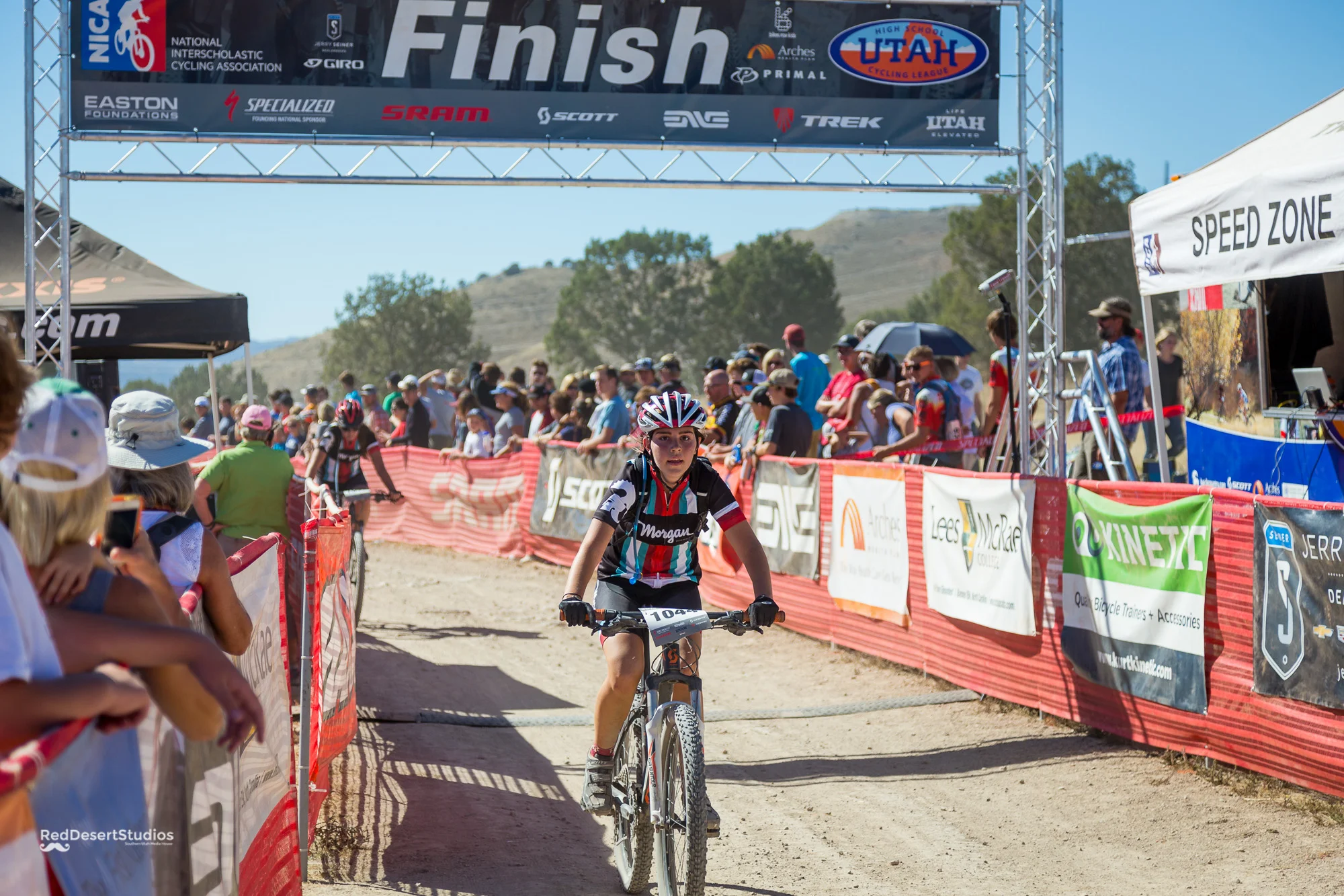 1044 Web (8 of 9).JPG