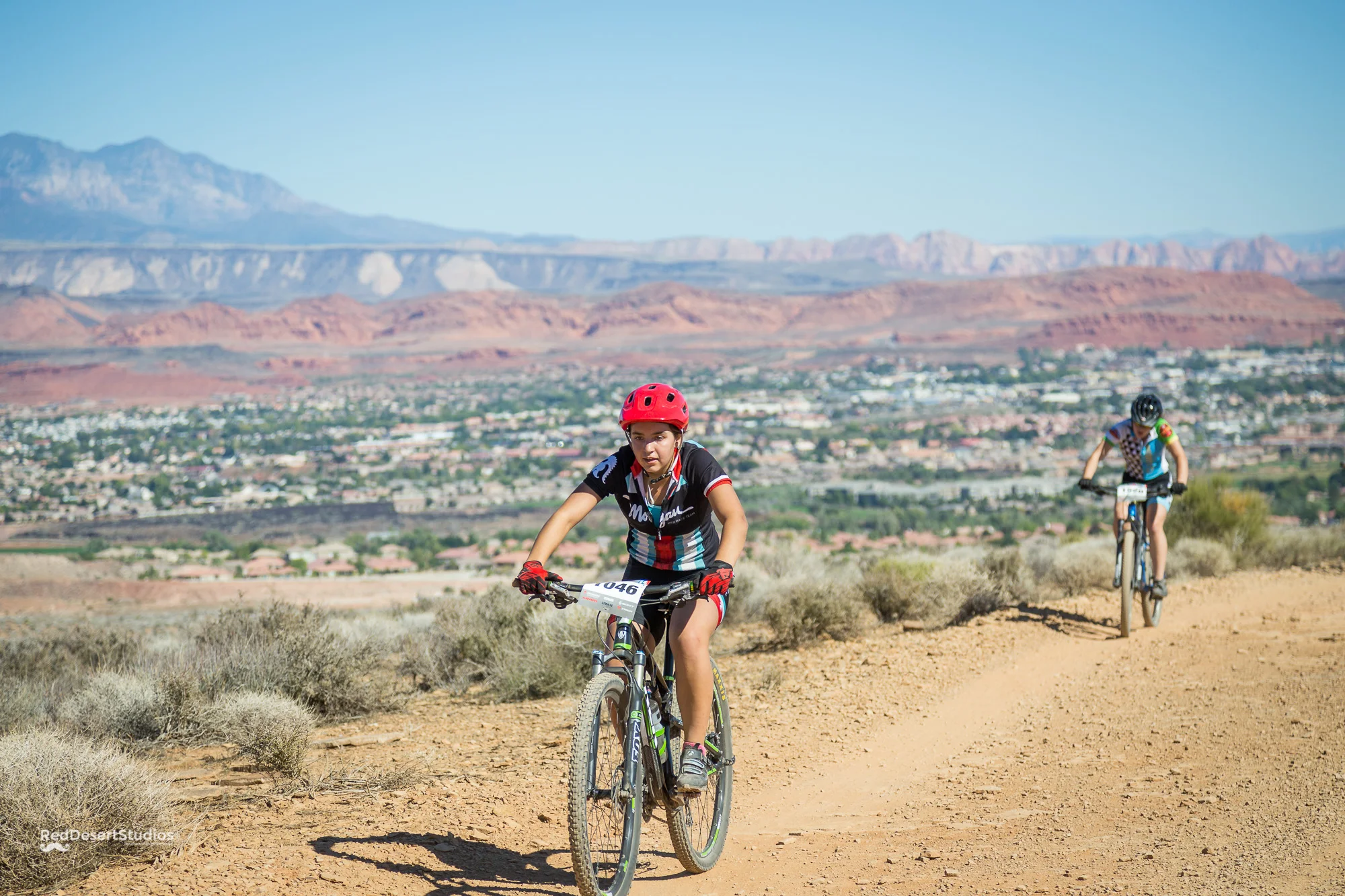 1046 Web (7 of 8).JPG