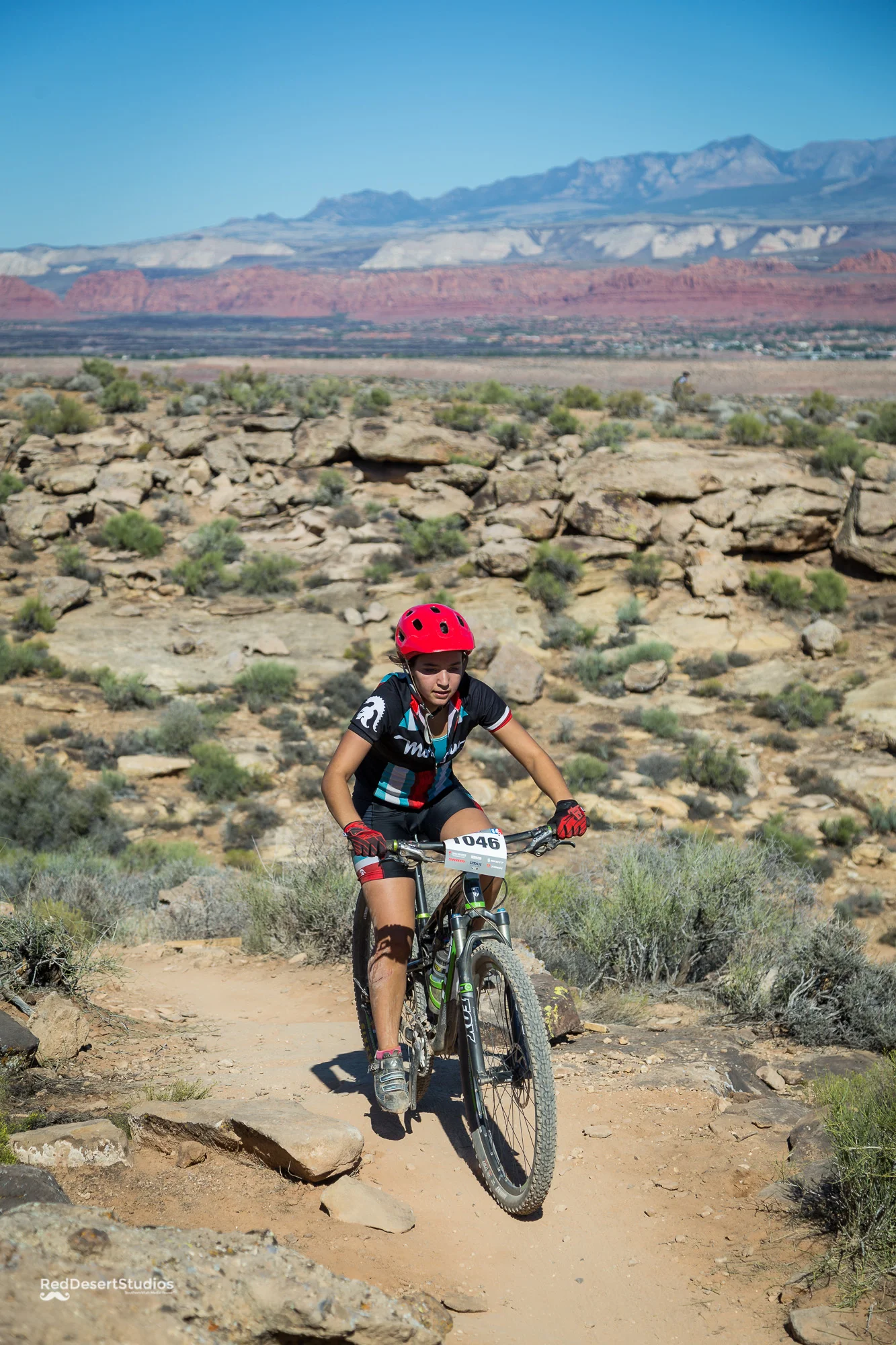 1046 Web (8 of 8).JPG