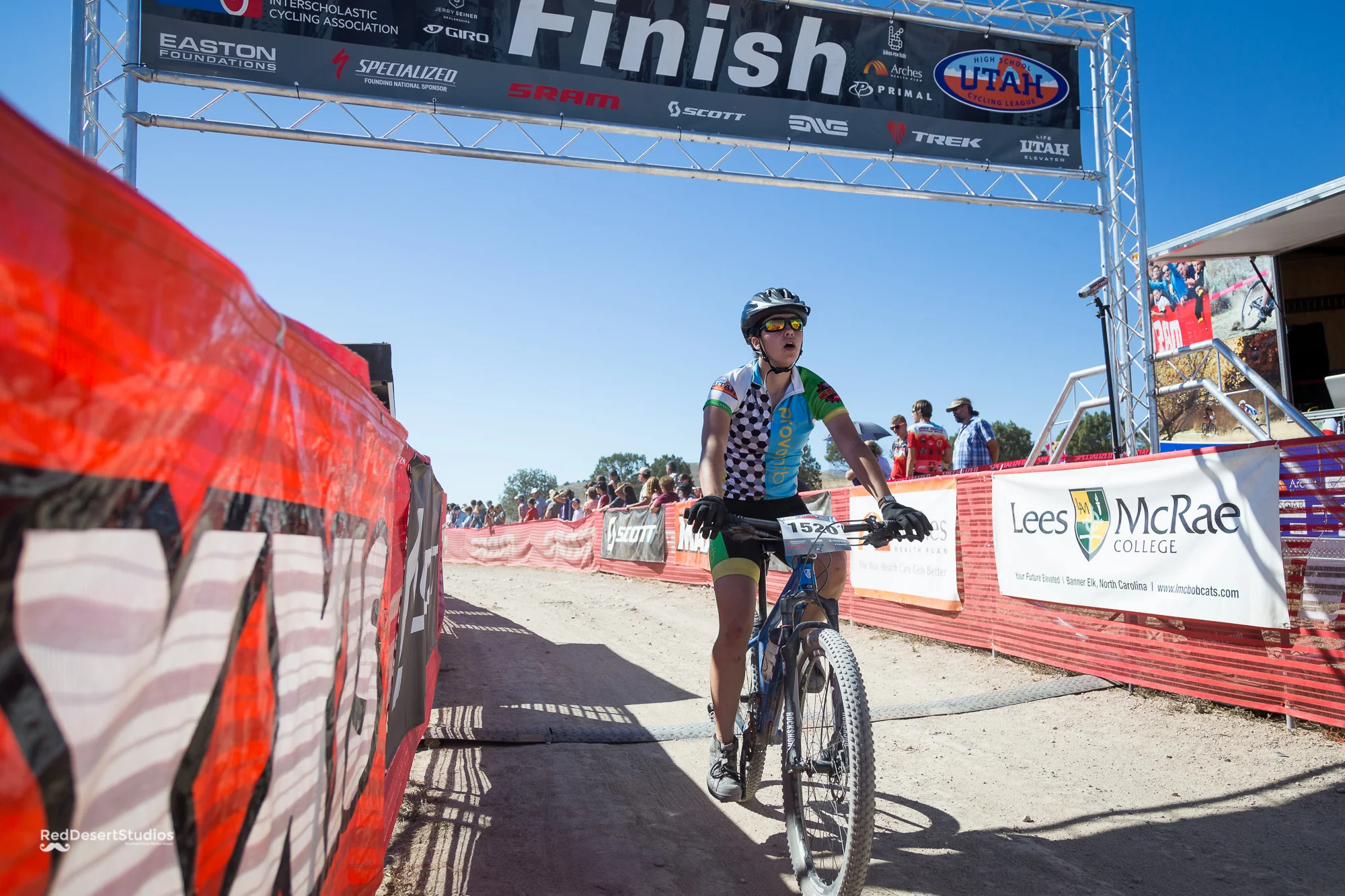 1520 Web (6 of 8).JPG