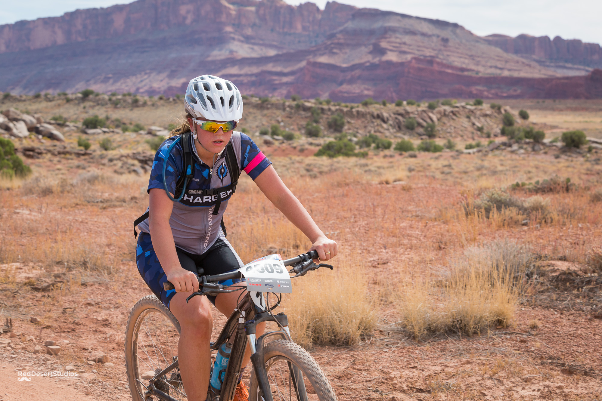 4009 Web (2 of 6).JPG