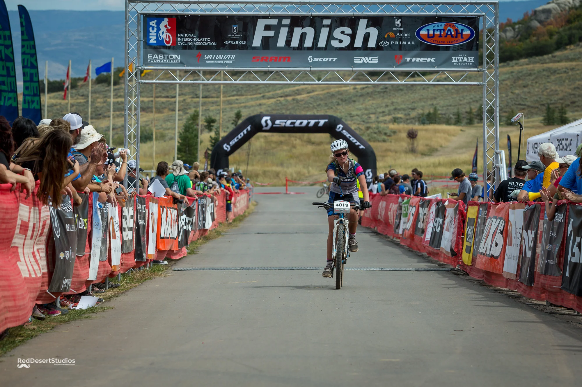 4019 Web (2 of 5).JPG