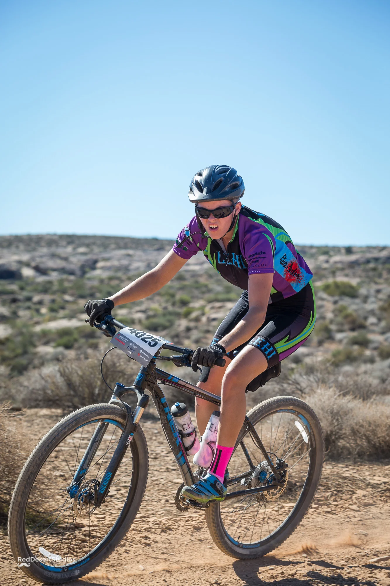 4025 Web (8 of 9).JPG