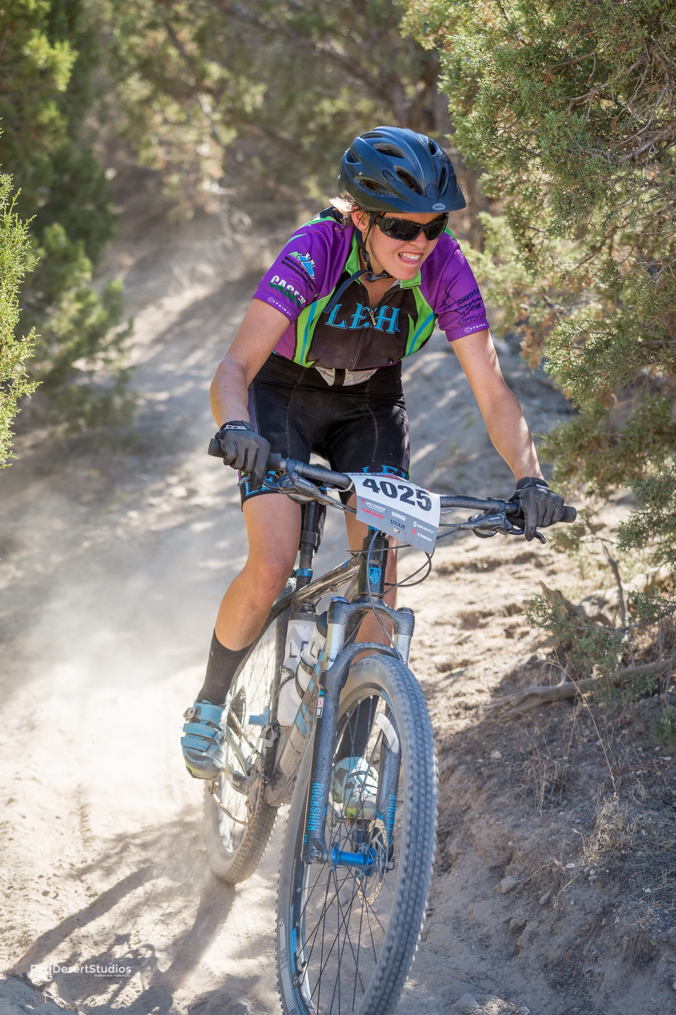 4025 Web (7 of 9).JPG