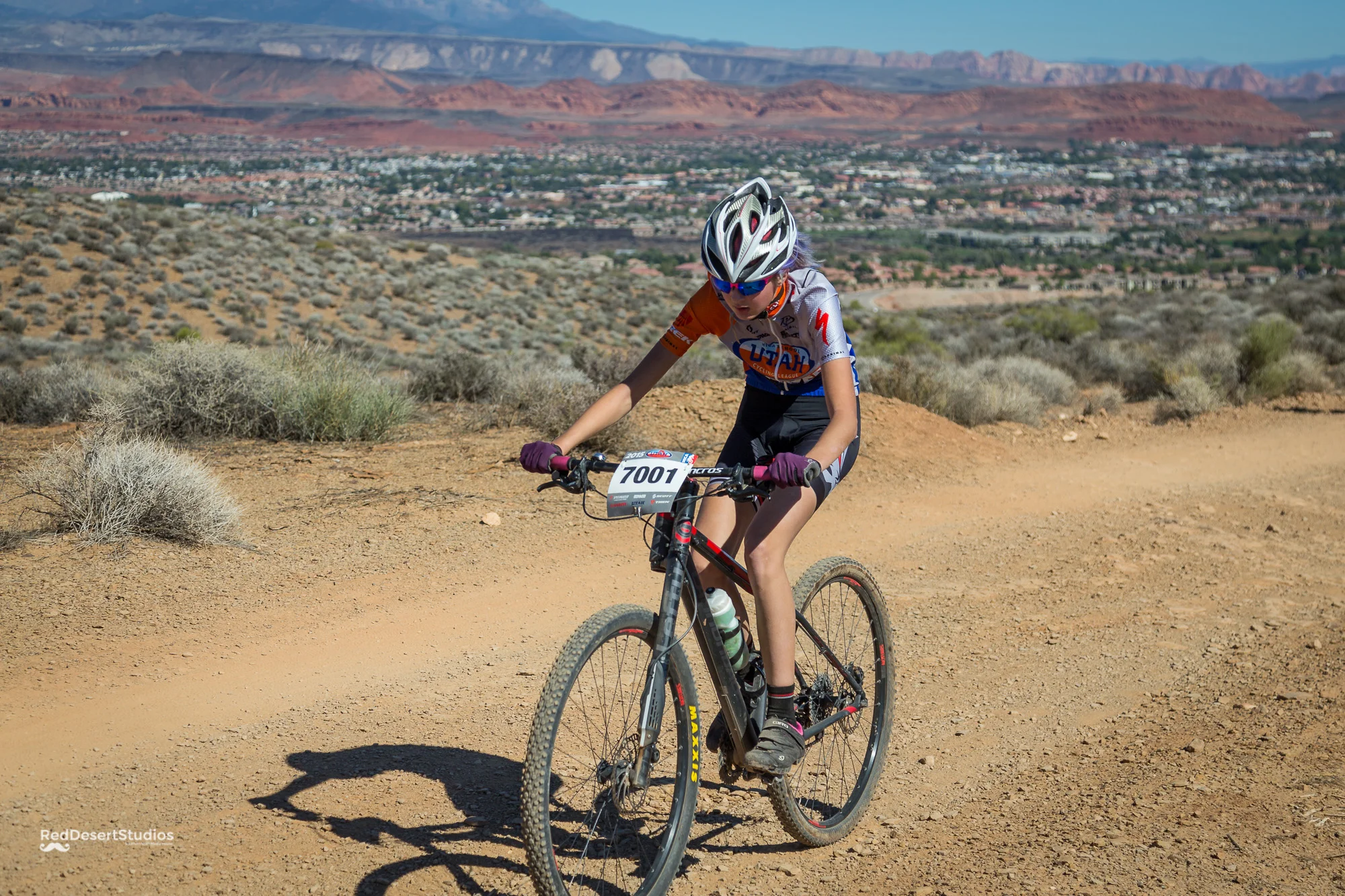 7001 Web (5 of 6).JPG