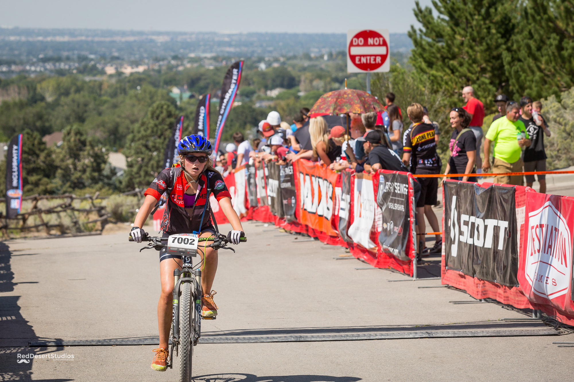 7002 Web (1 of 6).JPG