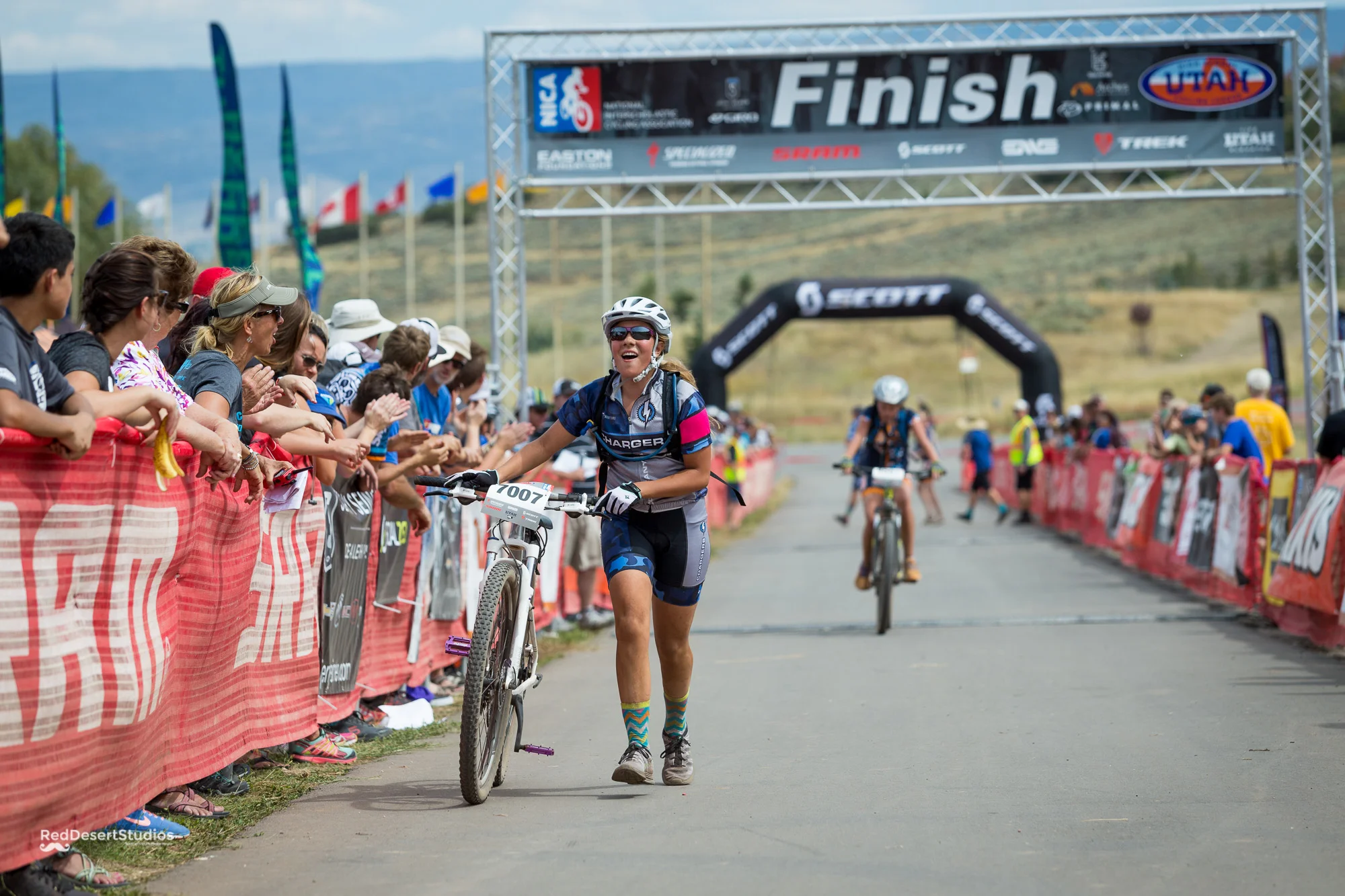 7007 Web (2 of 6).JPG