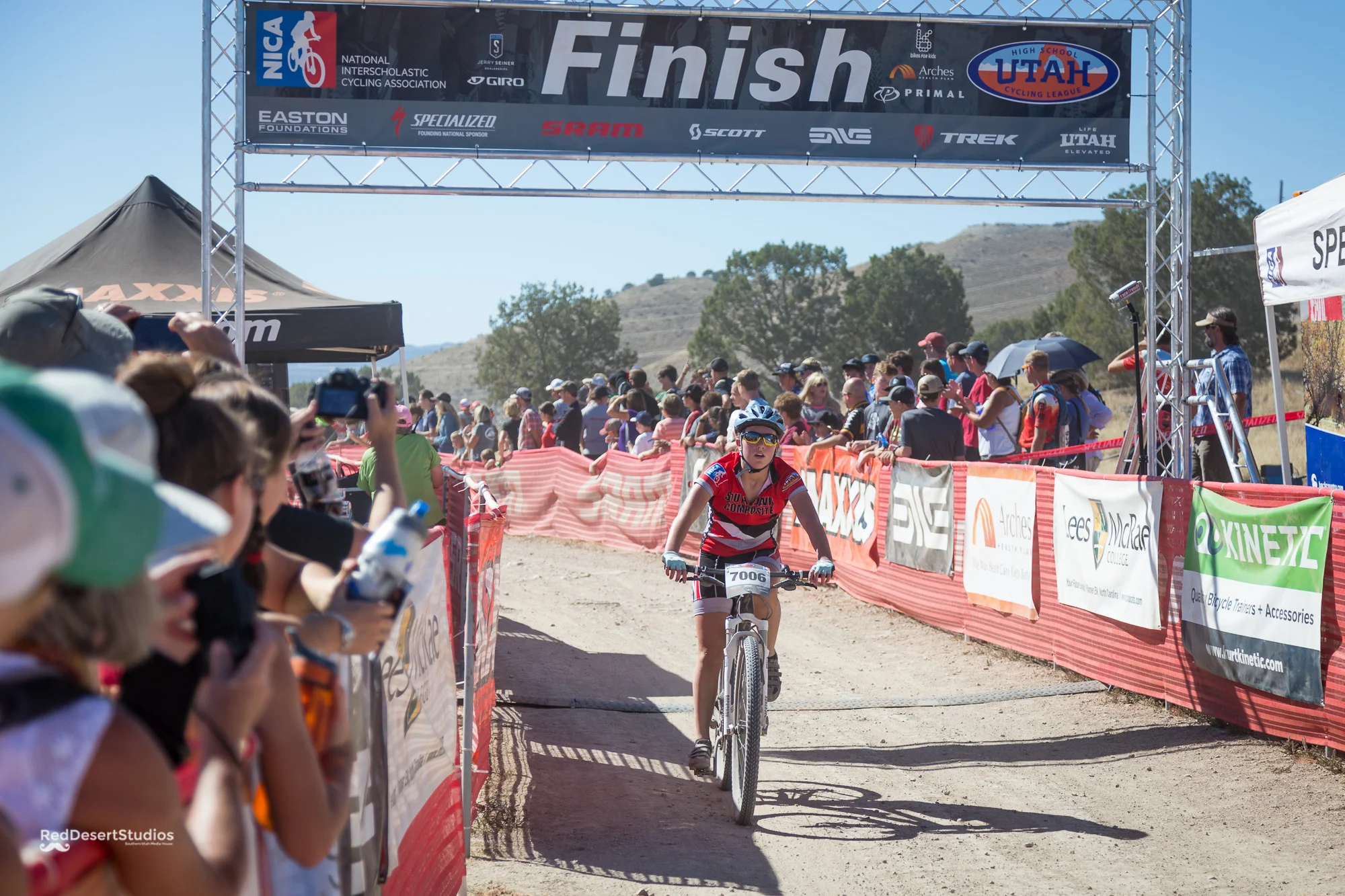 7006 Web (7 of 10).JPG