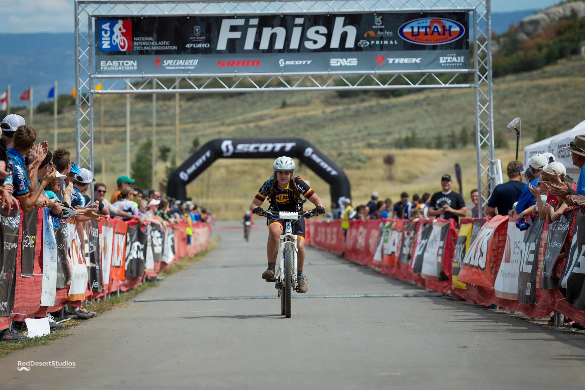 7018 Web (2 of 6).JPG