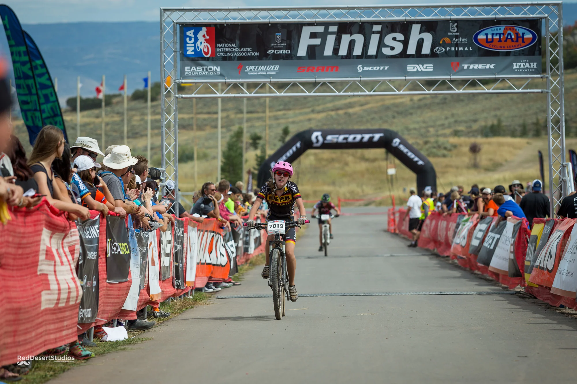 7019 Web (2 of 7).JPG