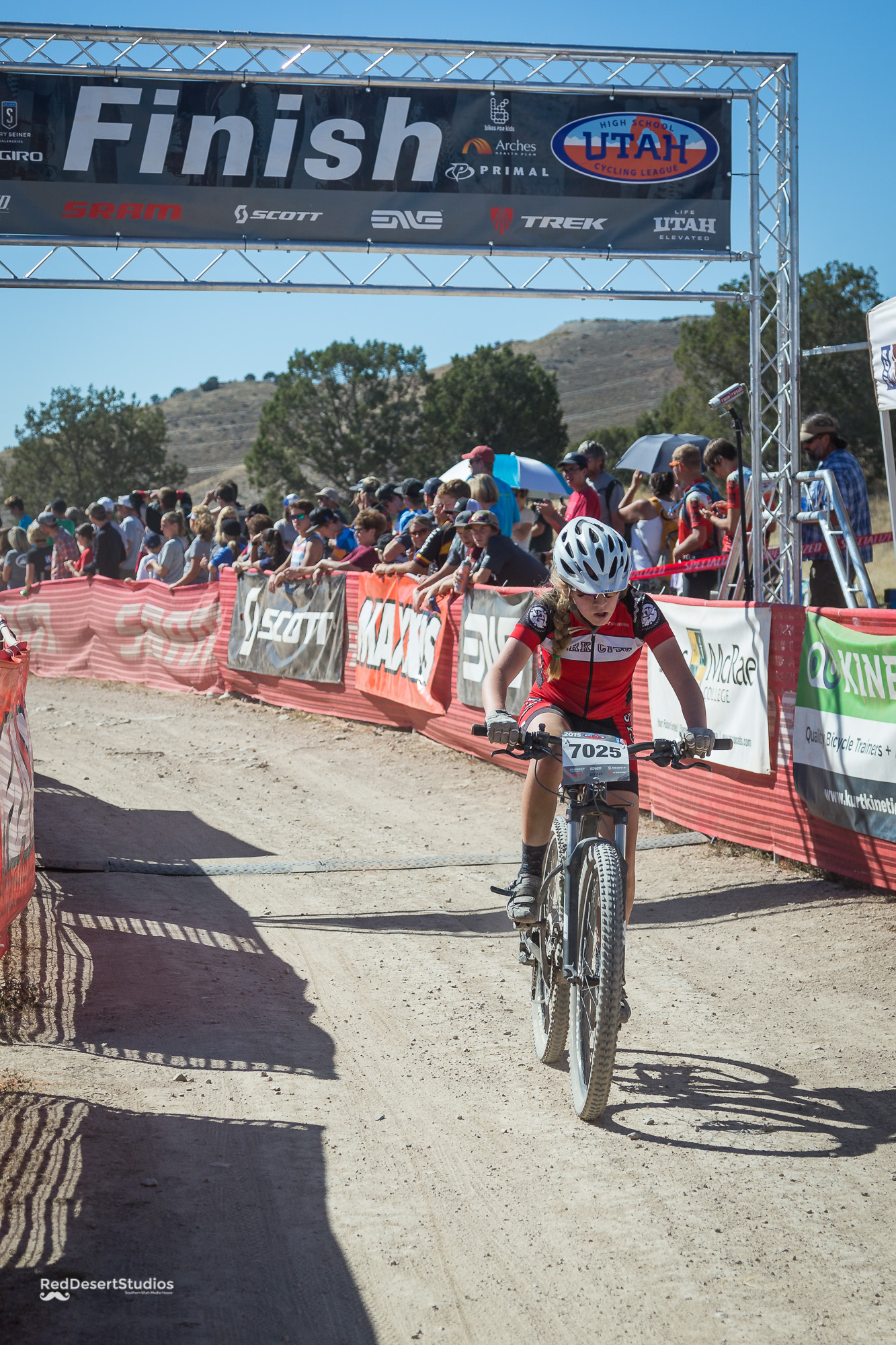 7025 Web (4 of 6).JPG