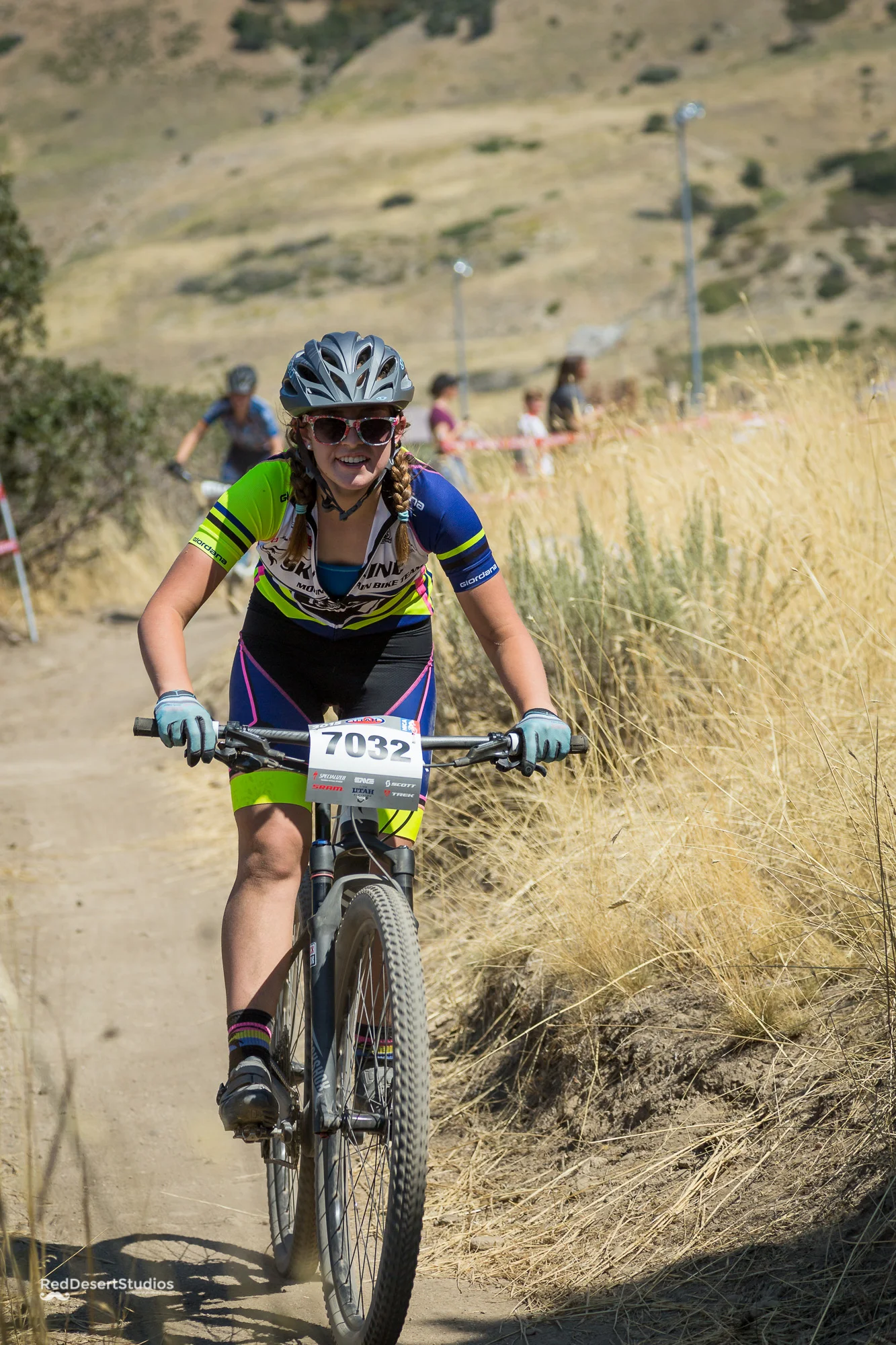 7032 Web (2 of 4).JPG